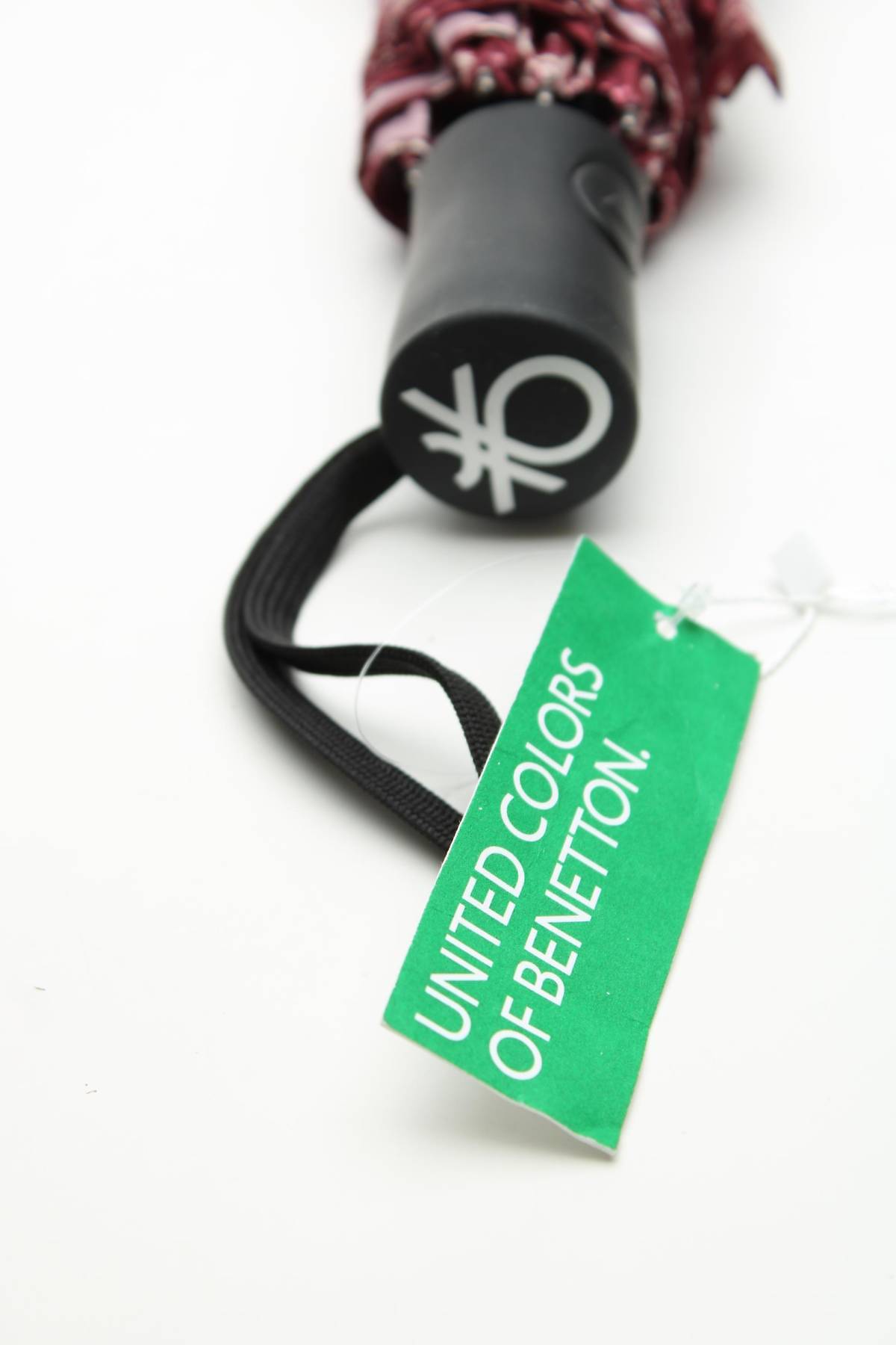 чадър United Colors Of Benetton3