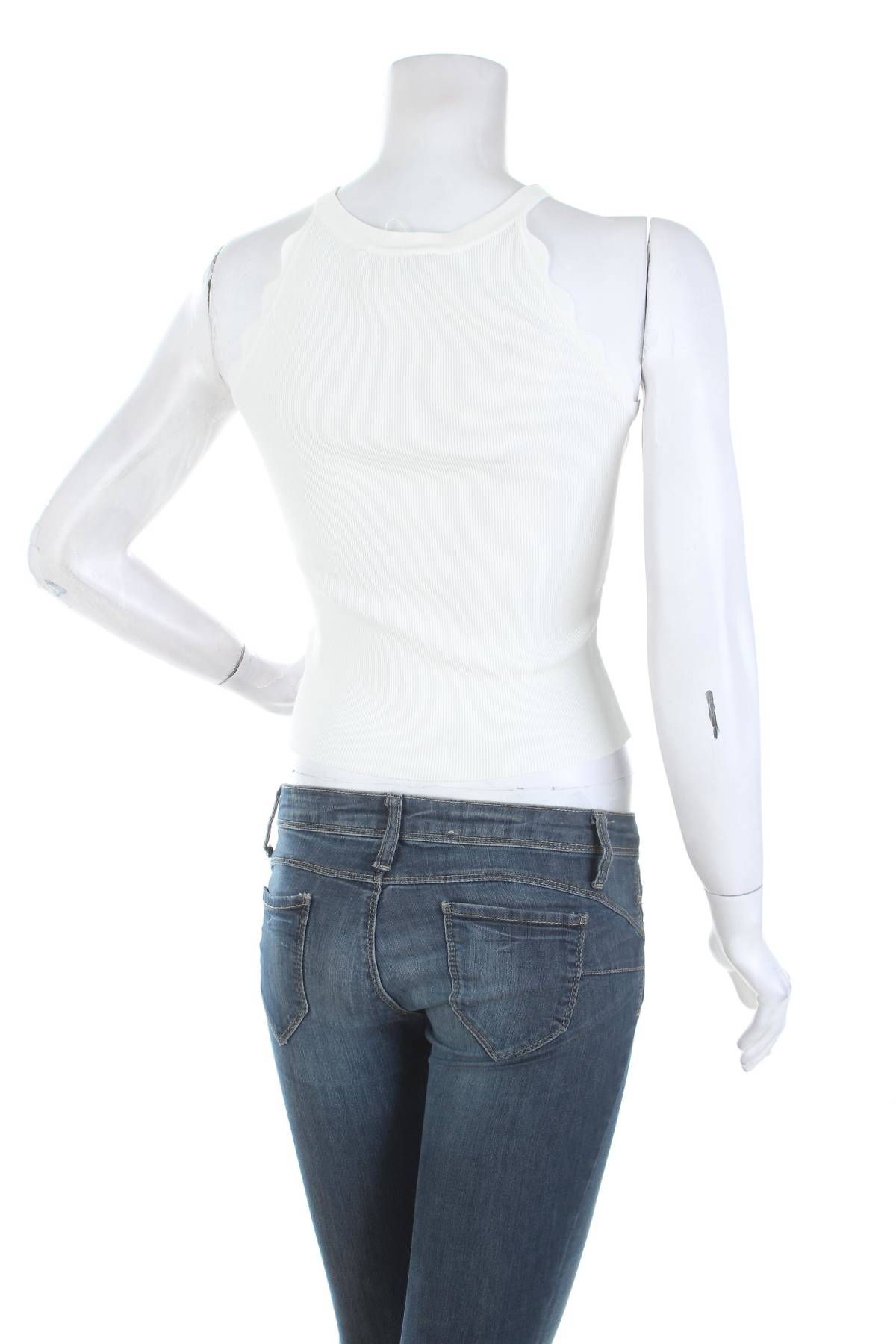 Γυναικείο αμάνικο Vero Moda Classic2