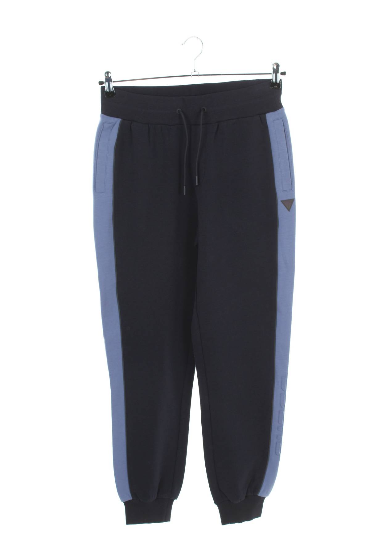 Ανδρικό αθλητικό παντελόνι Guess1