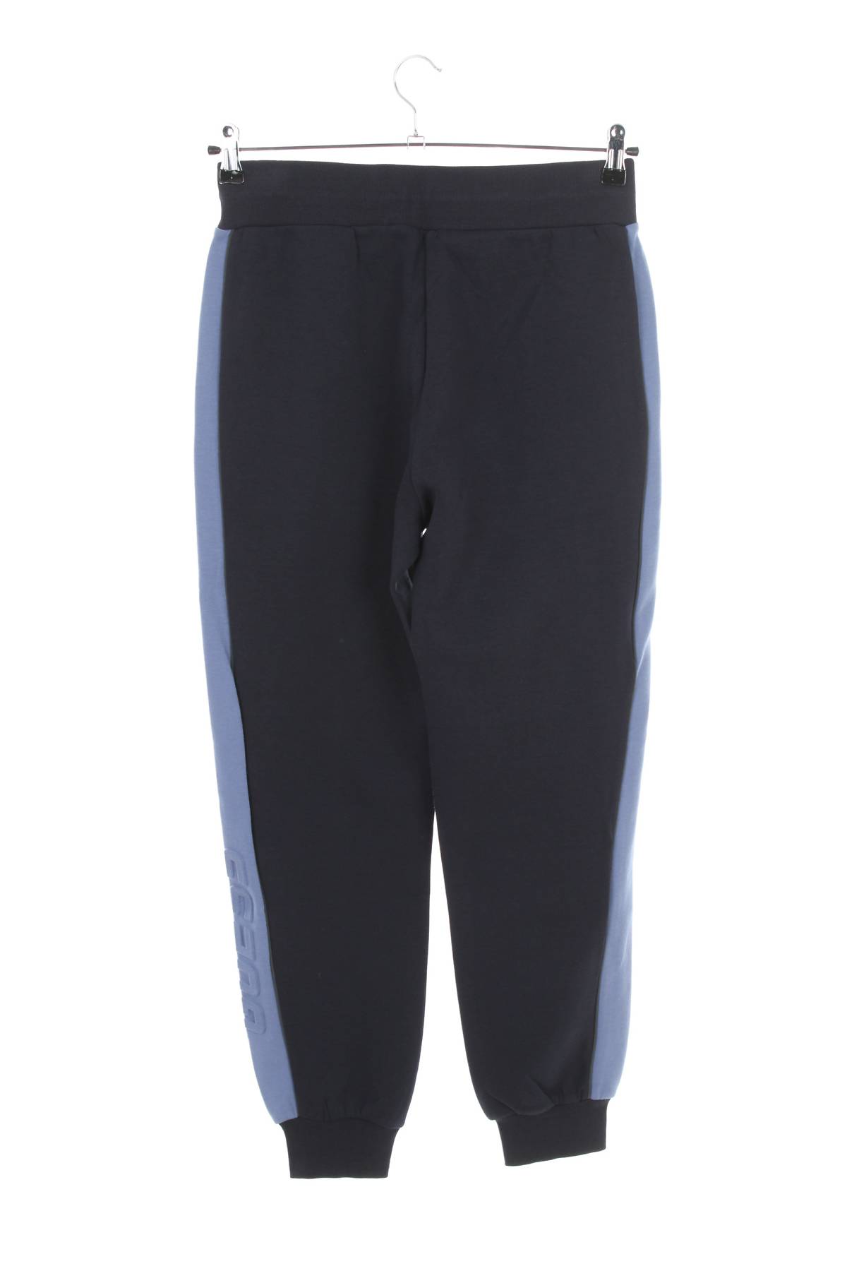 Ανδρικό αθλητικό παντελόνι Guess2