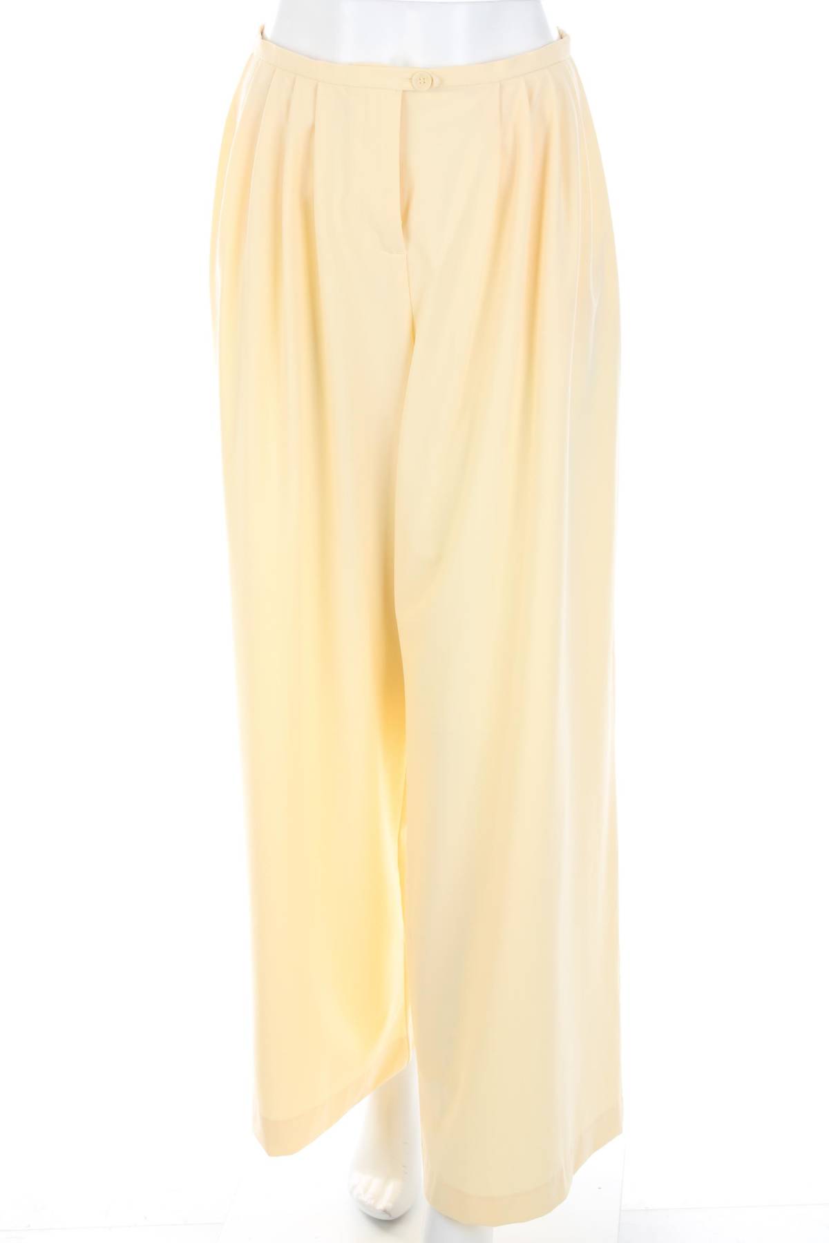 Дамски панталон Bershka1