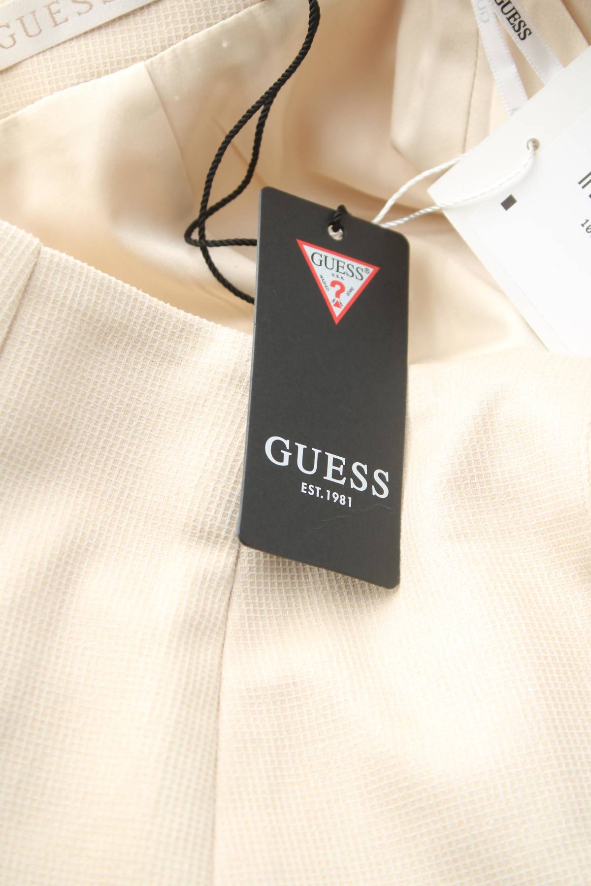 Пола Guess3 - Contour.bg Пола Guess3