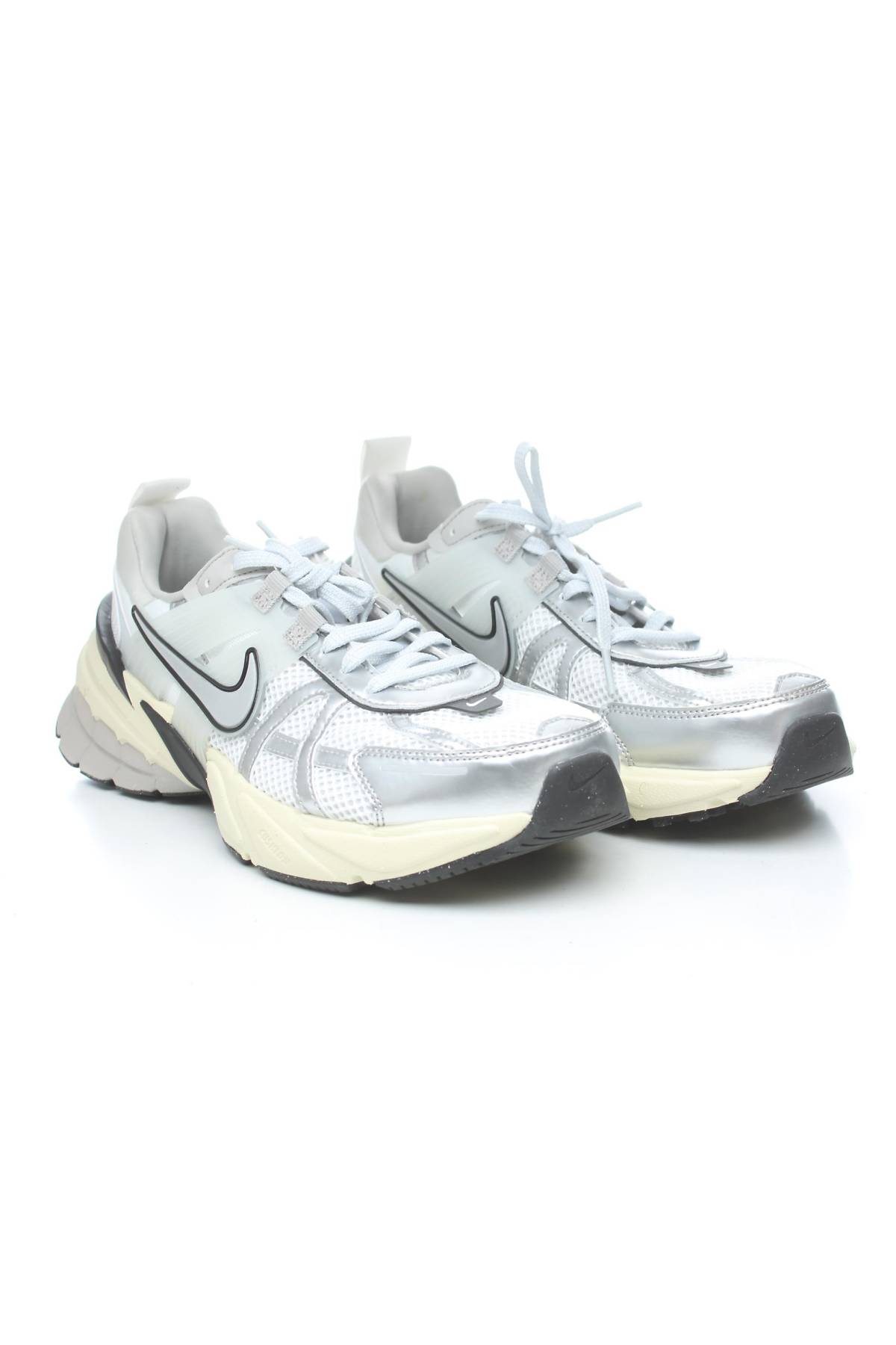 Маратонки Nike3