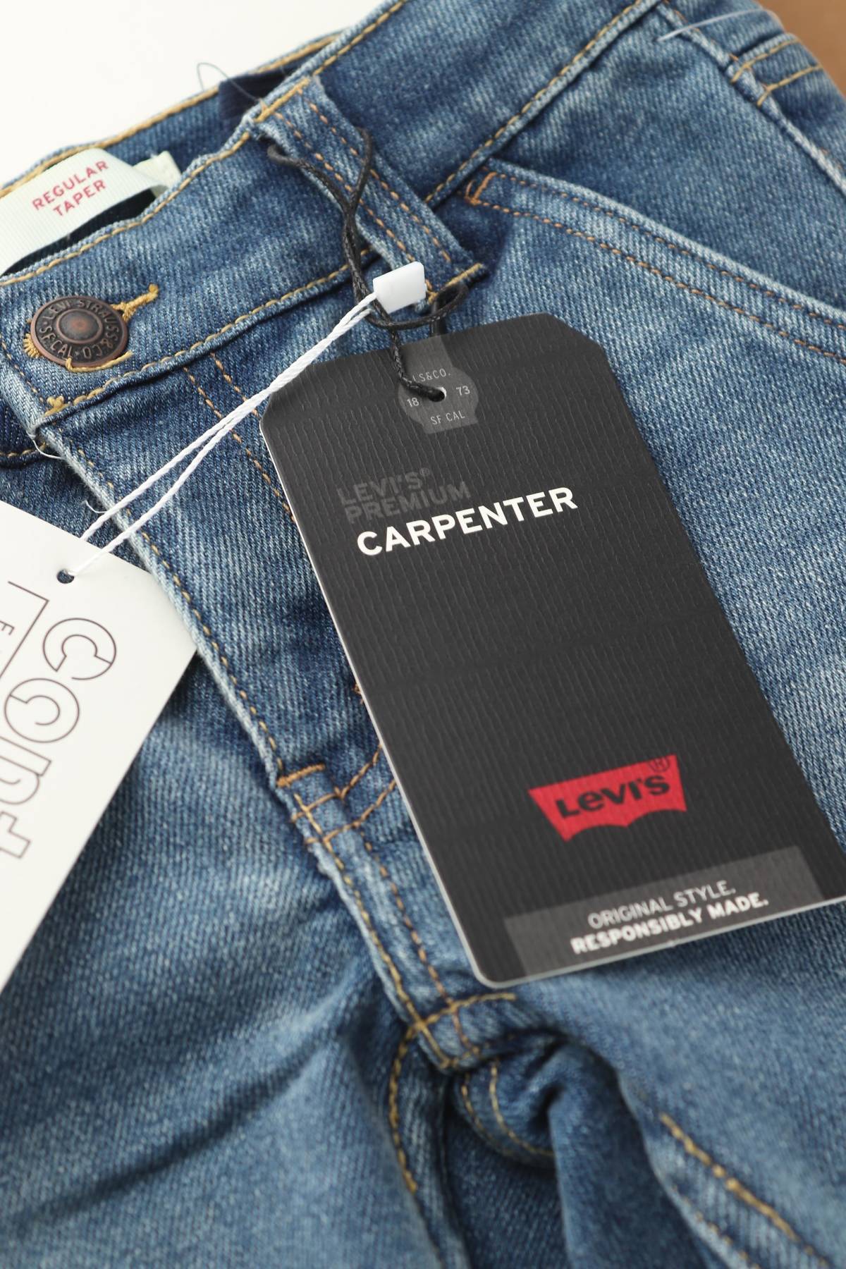 Детски дънки Levi's3