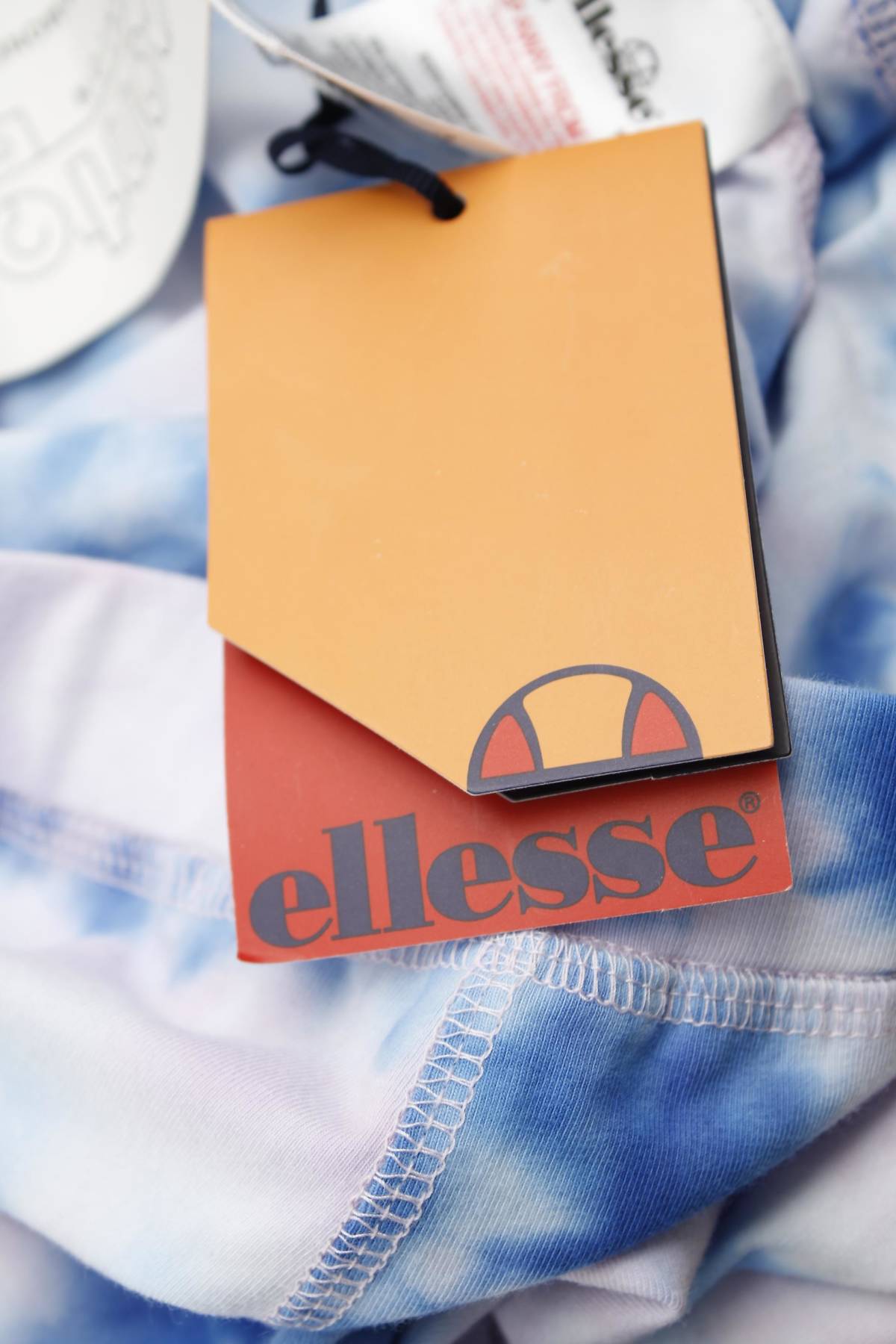 Дамски къс панталон Ellesse3 - Contour.bg Дамски къс панталон Ellesse3