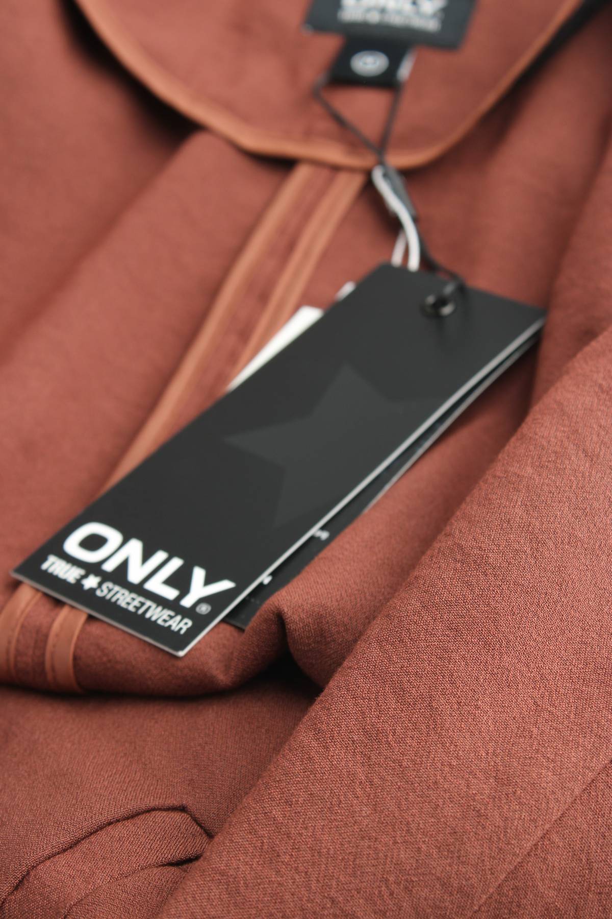 Дамско сако Only3