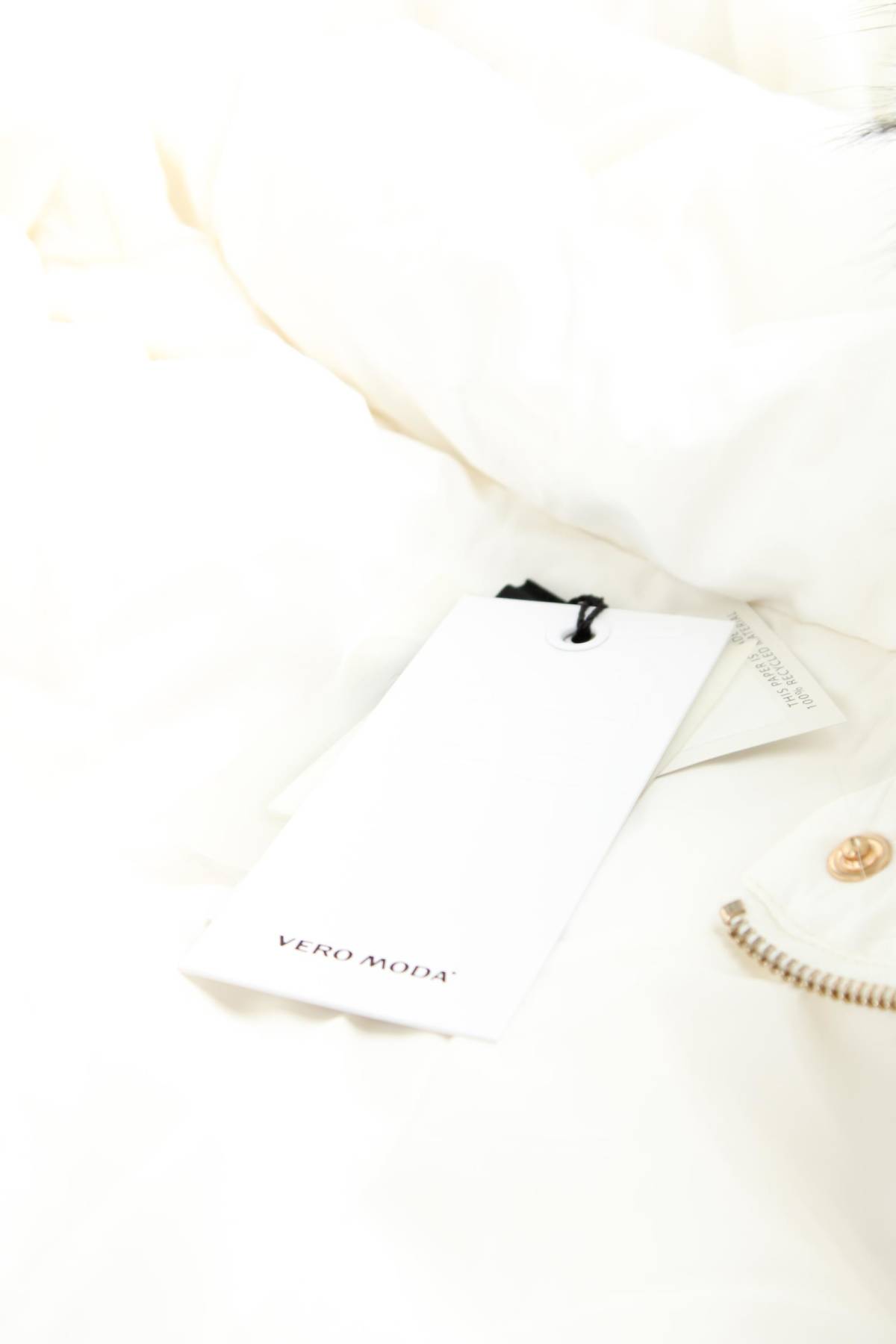 Γυναικείο μπουφάν Vero Moda4