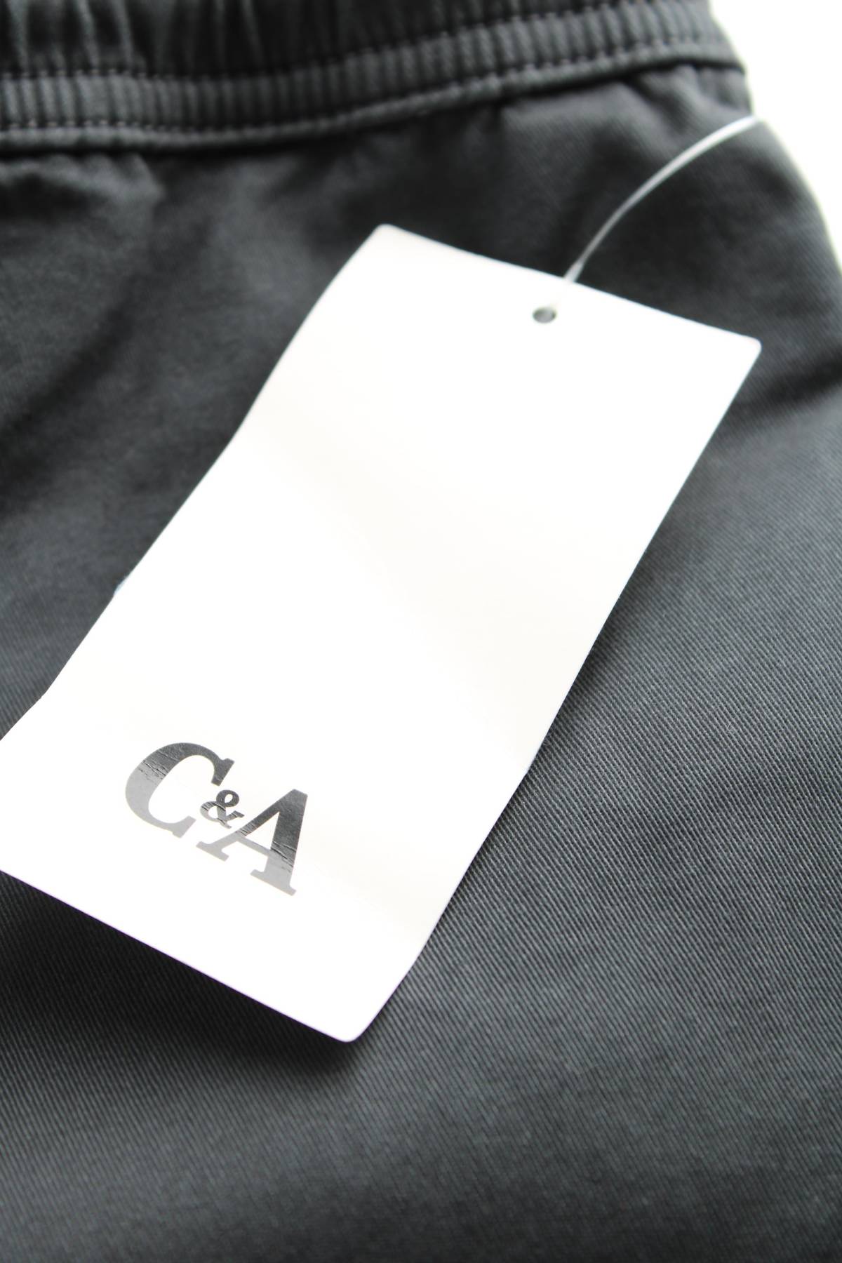 Παιδικά παντελόνια C&A3