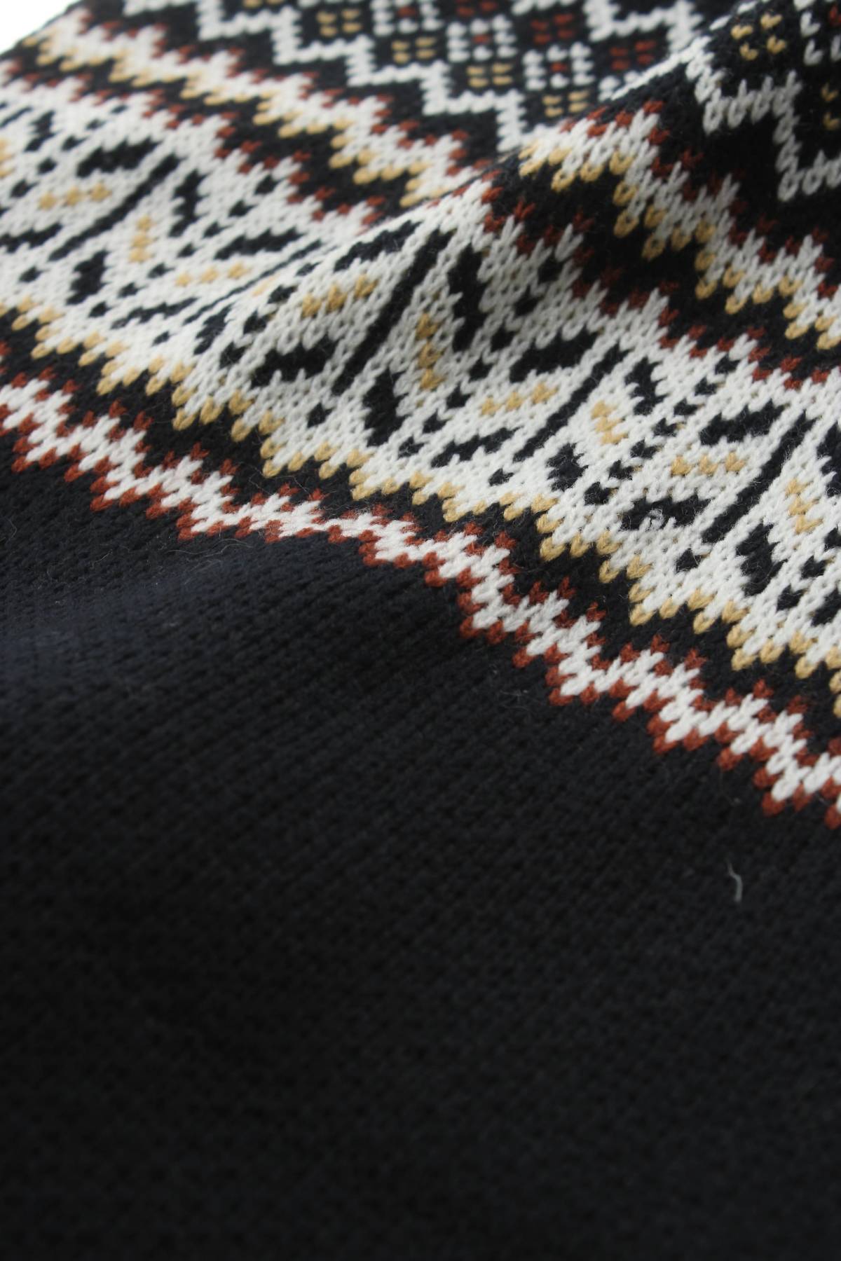 Πλεχτό φουλάρι Bonobo2