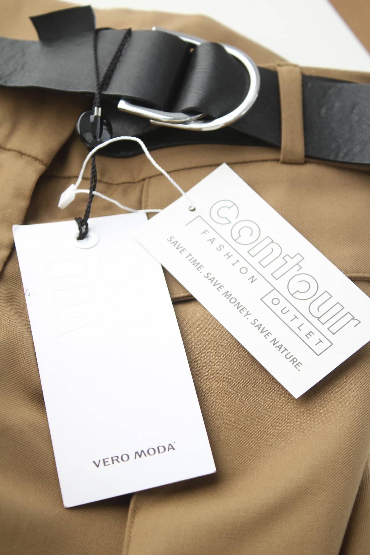 Дамски къс панталон Vero Moda3