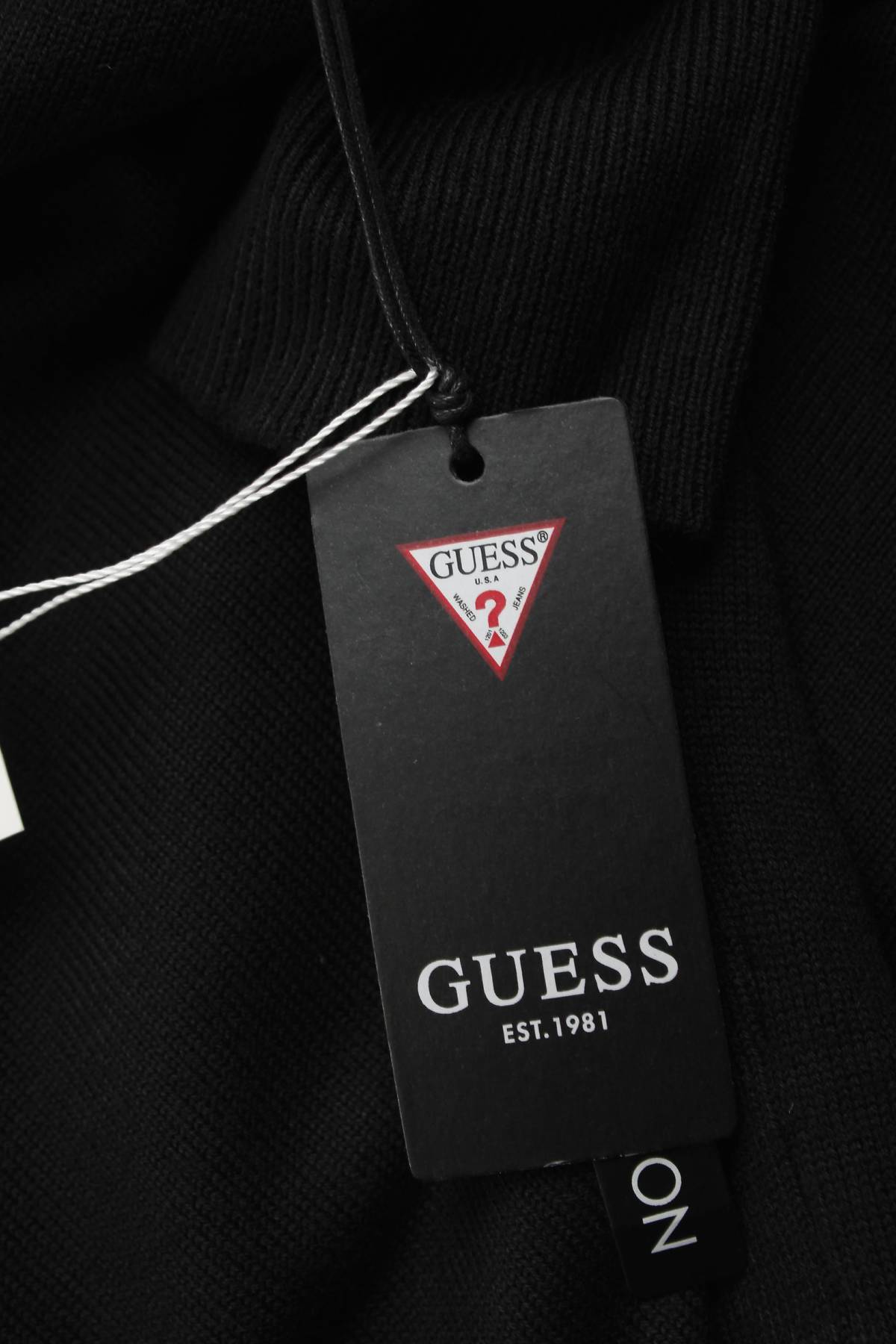 Дамски пуловер Guess3