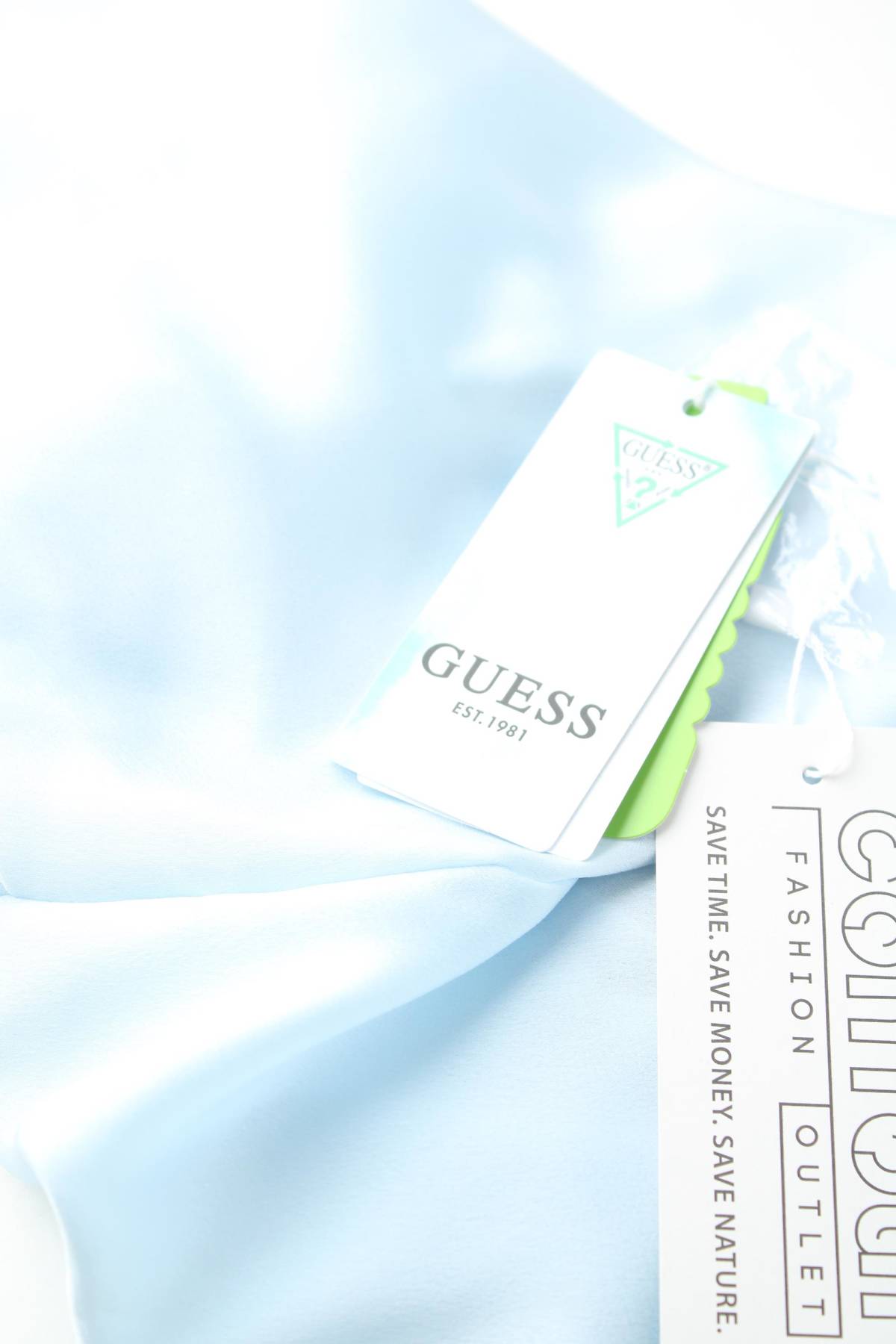 Γυναικείο αμάνικο Guess3 - Contourshop.gr Γυναικείο αμάνικο Guess3