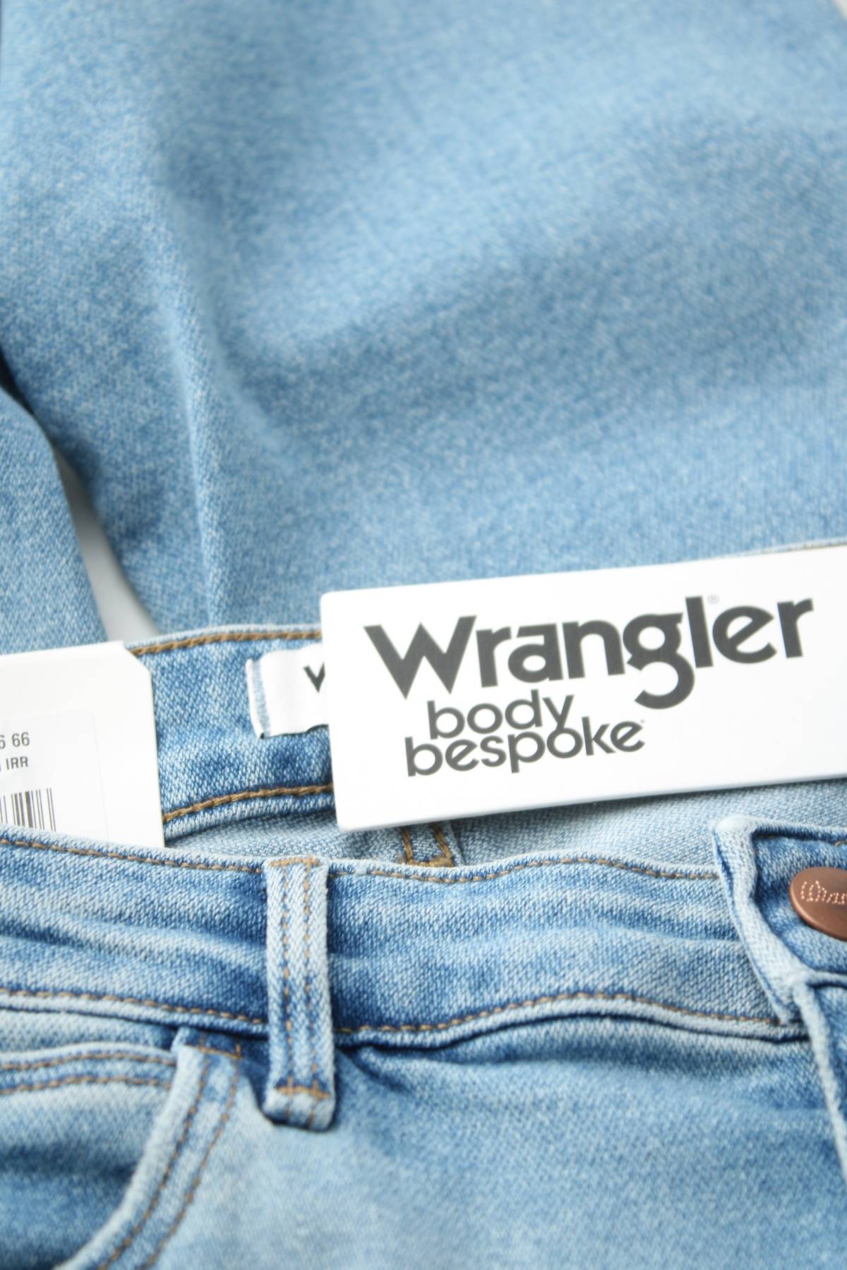 Дамски дънки Wrangler3