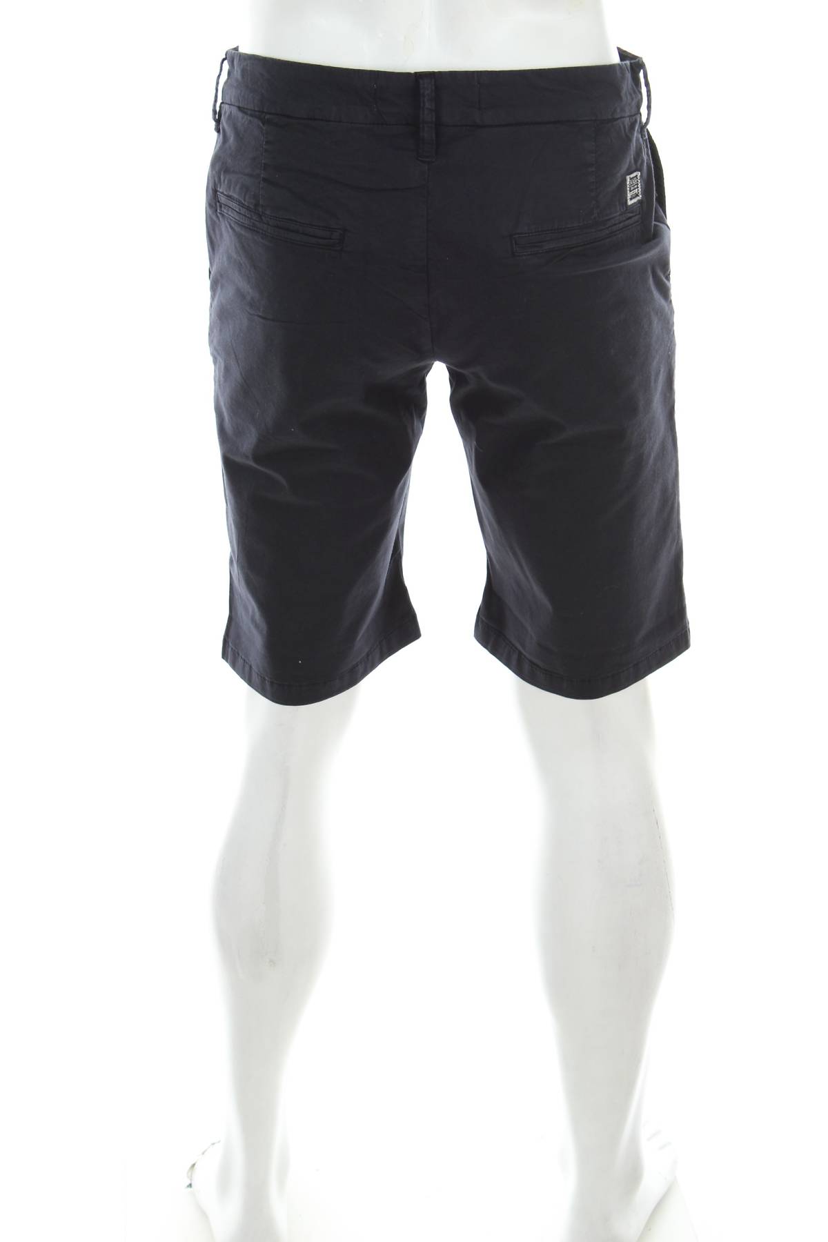 Ανδρικό σορτσάκι Guess2