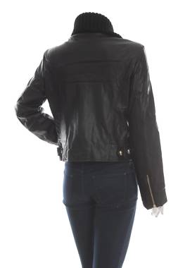 Дамско кожено яке Guess2