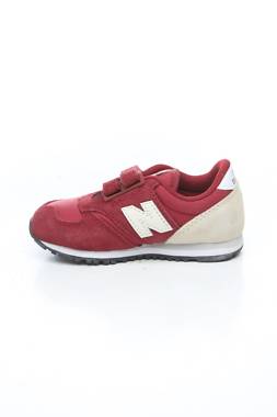 Παιδικά αθλήτικα παπούτσια New Balance2