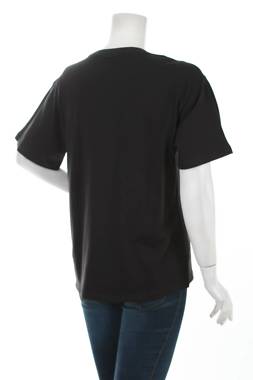 Дамска спортна тениска Puma2