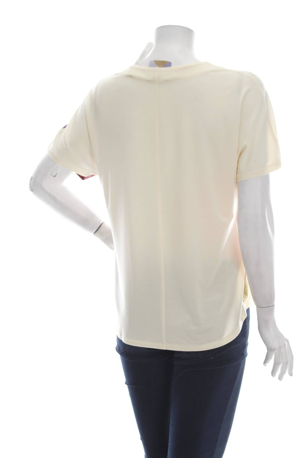 Дамска тениска Triumph x Wilde House2 - Contour.bg Дамска тениска Triumph x Wilde House2