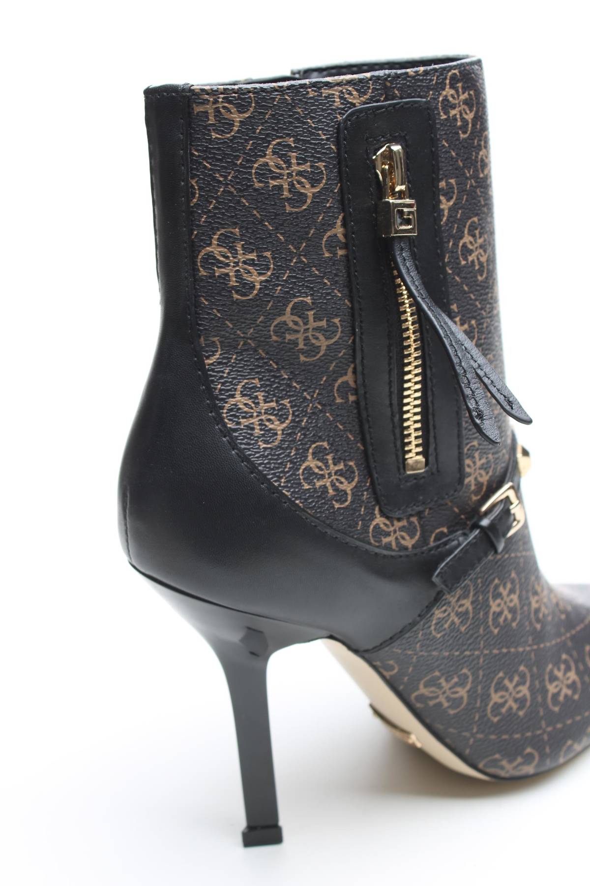 Дамски боти Guess5