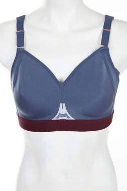 Спортен сутиен Triumph Triaction1