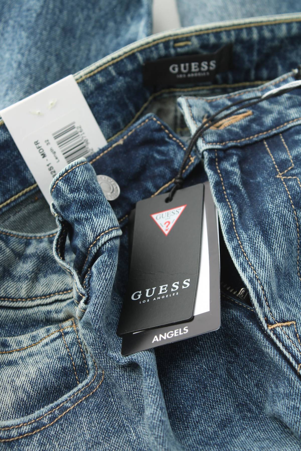 Мъжки дънки Guess3 - Contour.bg Мъжки дънки Guess3