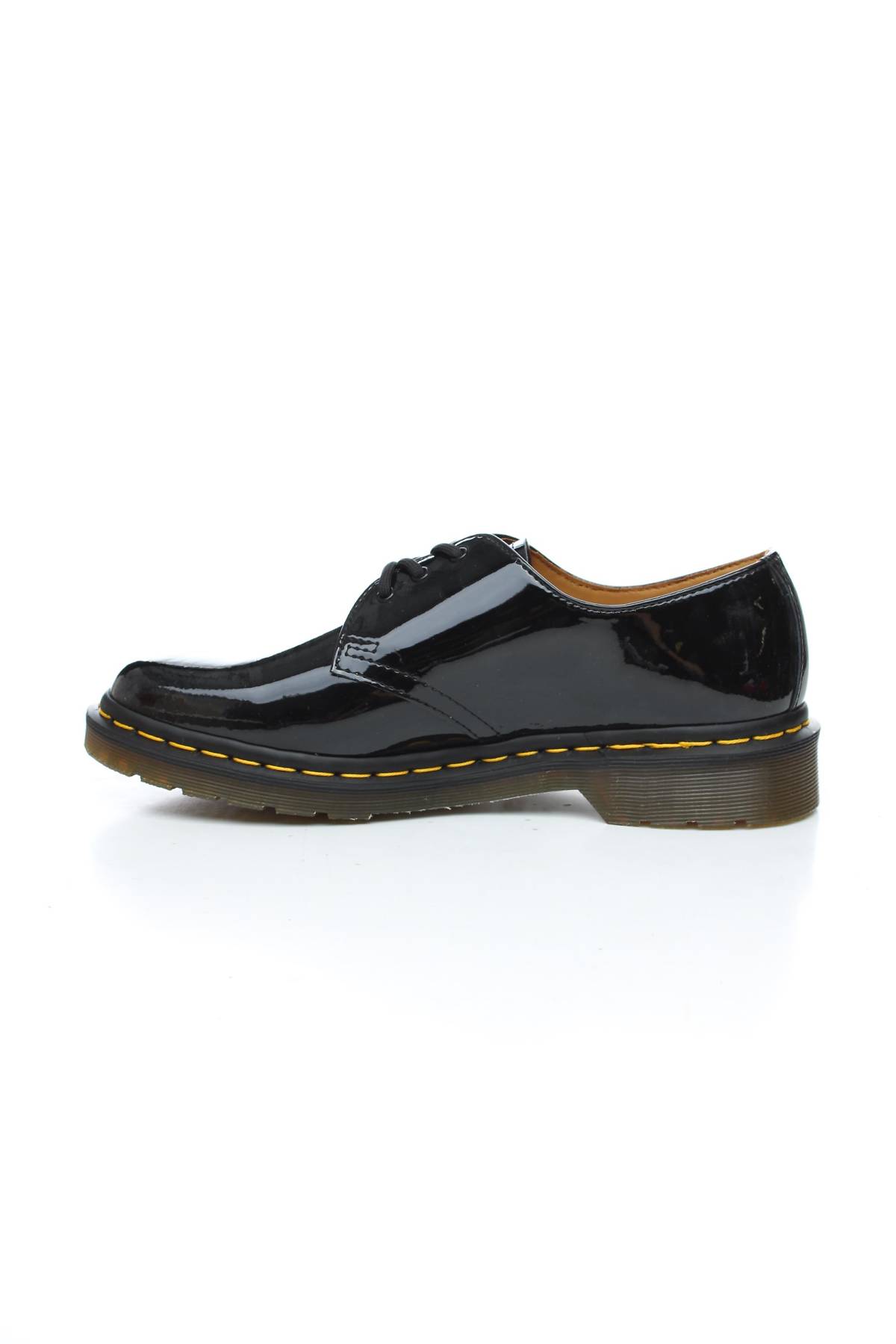 Γυναικεία παπούτσια Dr. Martens2