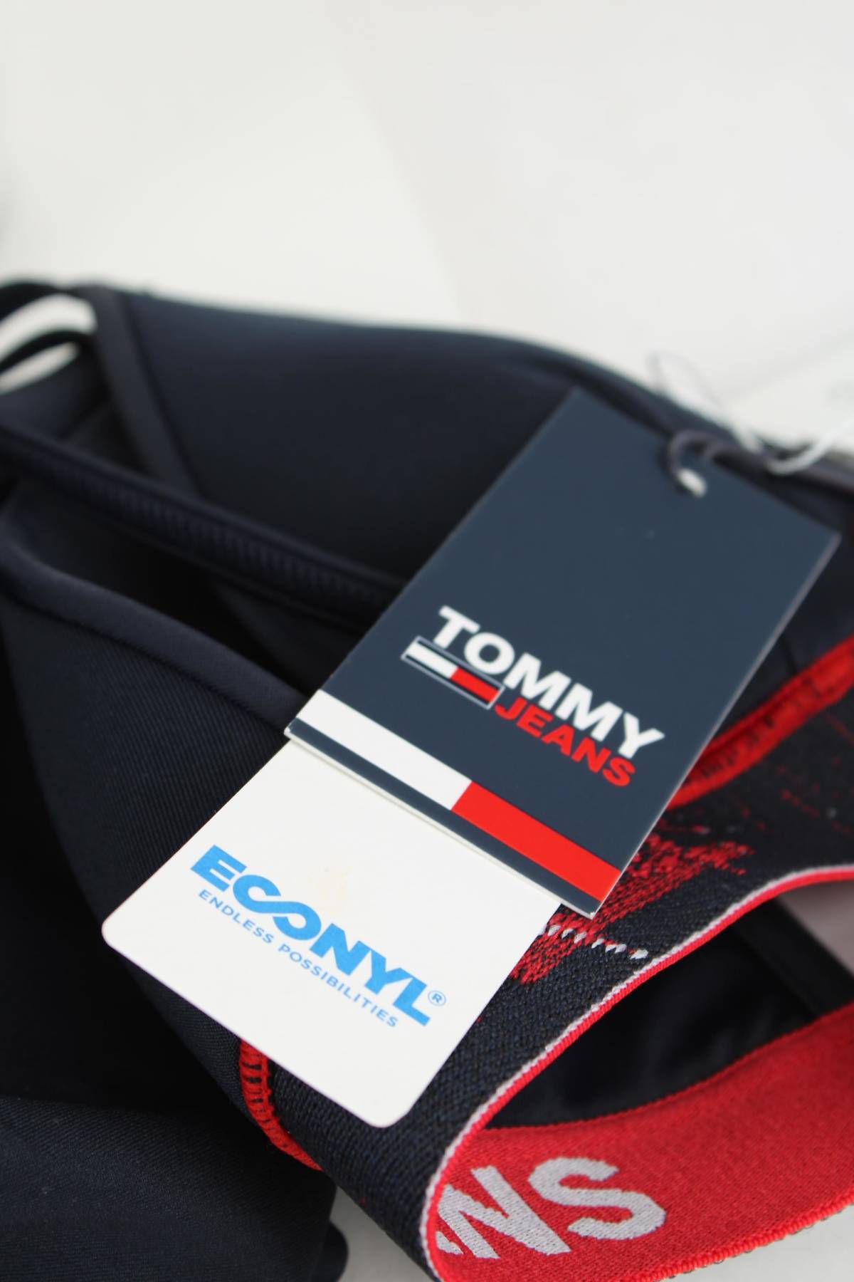 Бански костюм Tommy Jeans3 - Contour.bg Бански костюм Tommy Jeans3