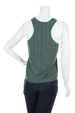 Ρούχα για το σπίτι Triumph2