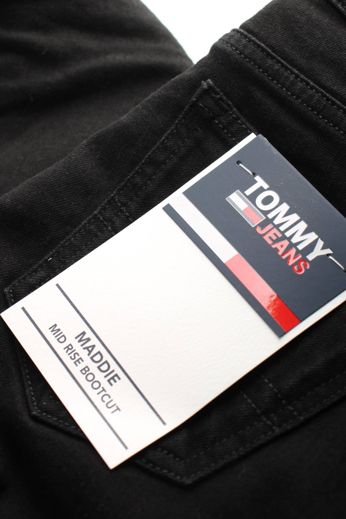 Γυναικεία τζιν Tommy Jeans3