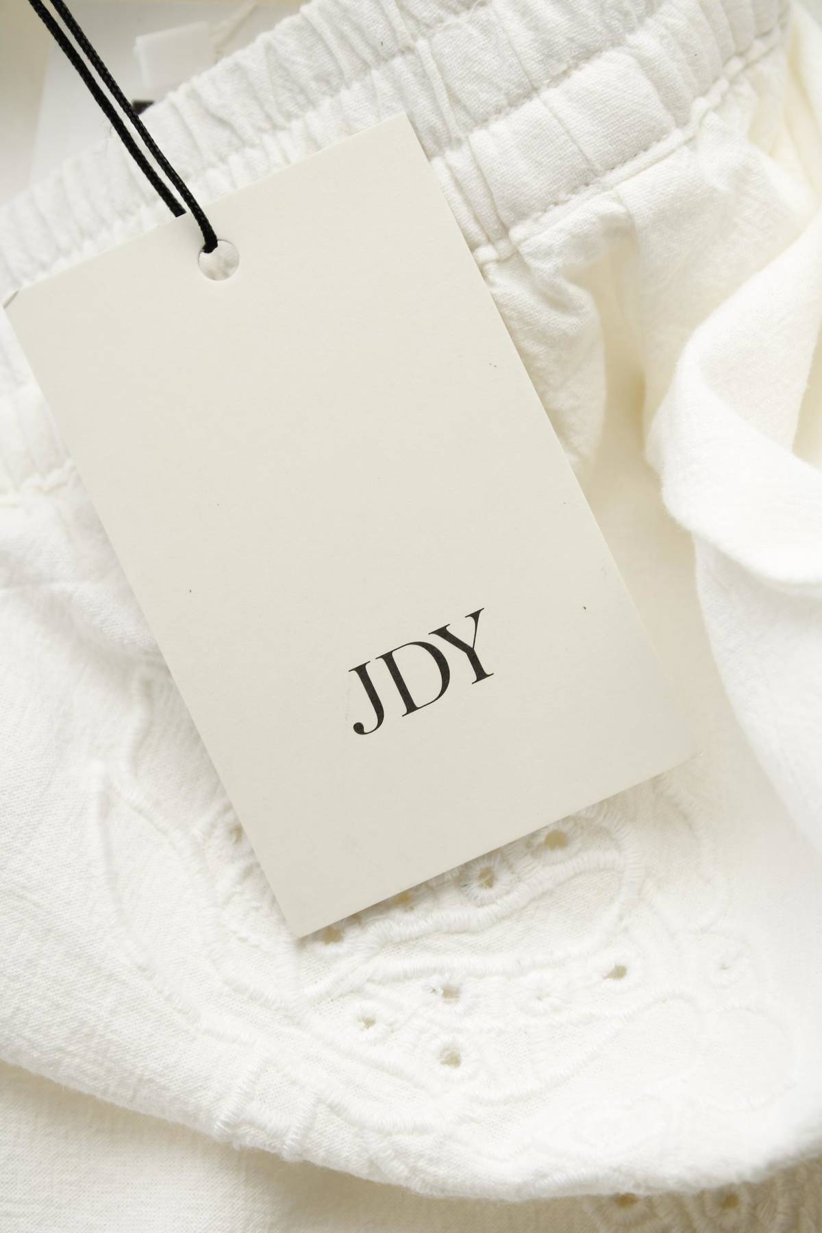 Дамски къс панталон Jdy3