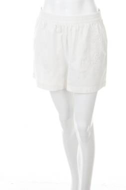 Дамски къс панталон Jdy1