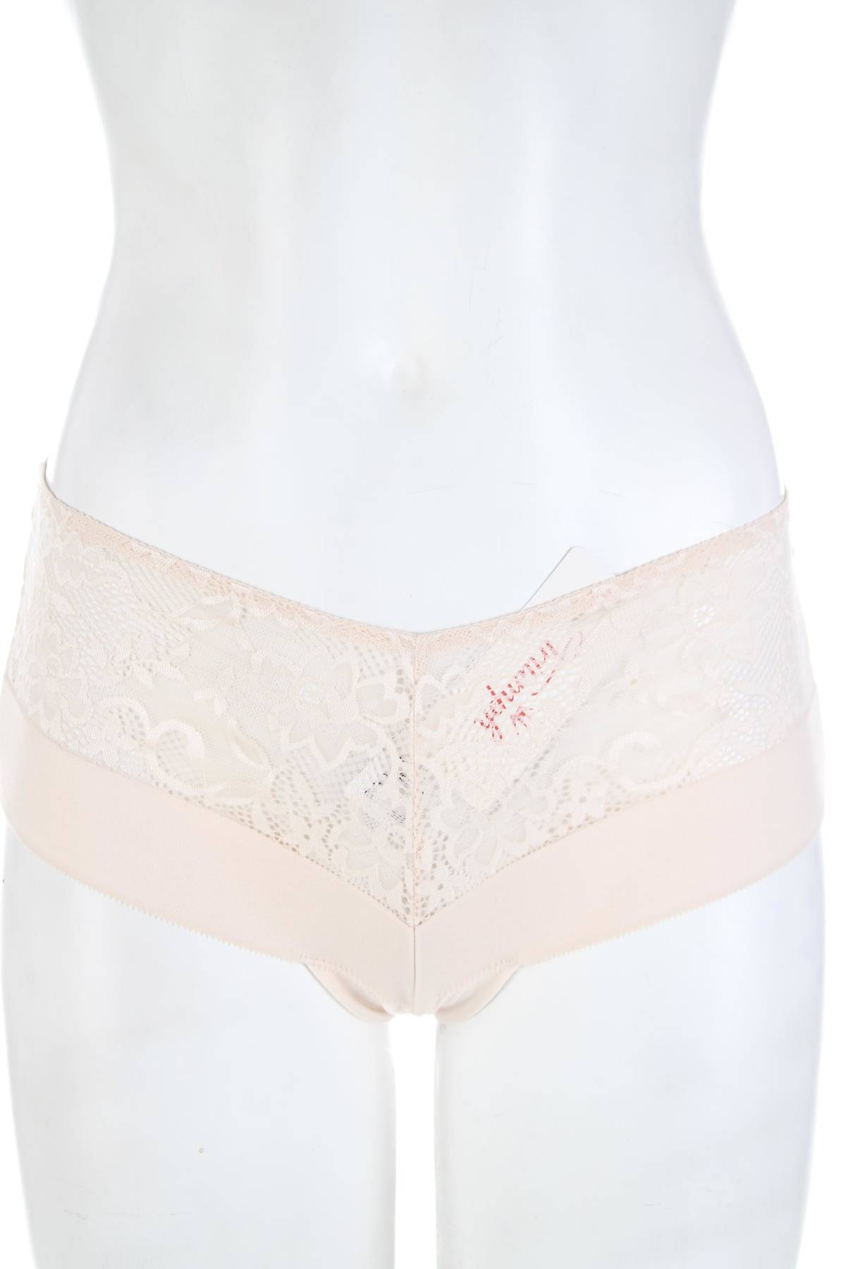 Бикини Triumph1 - Contour.bg Бикини Triumph1