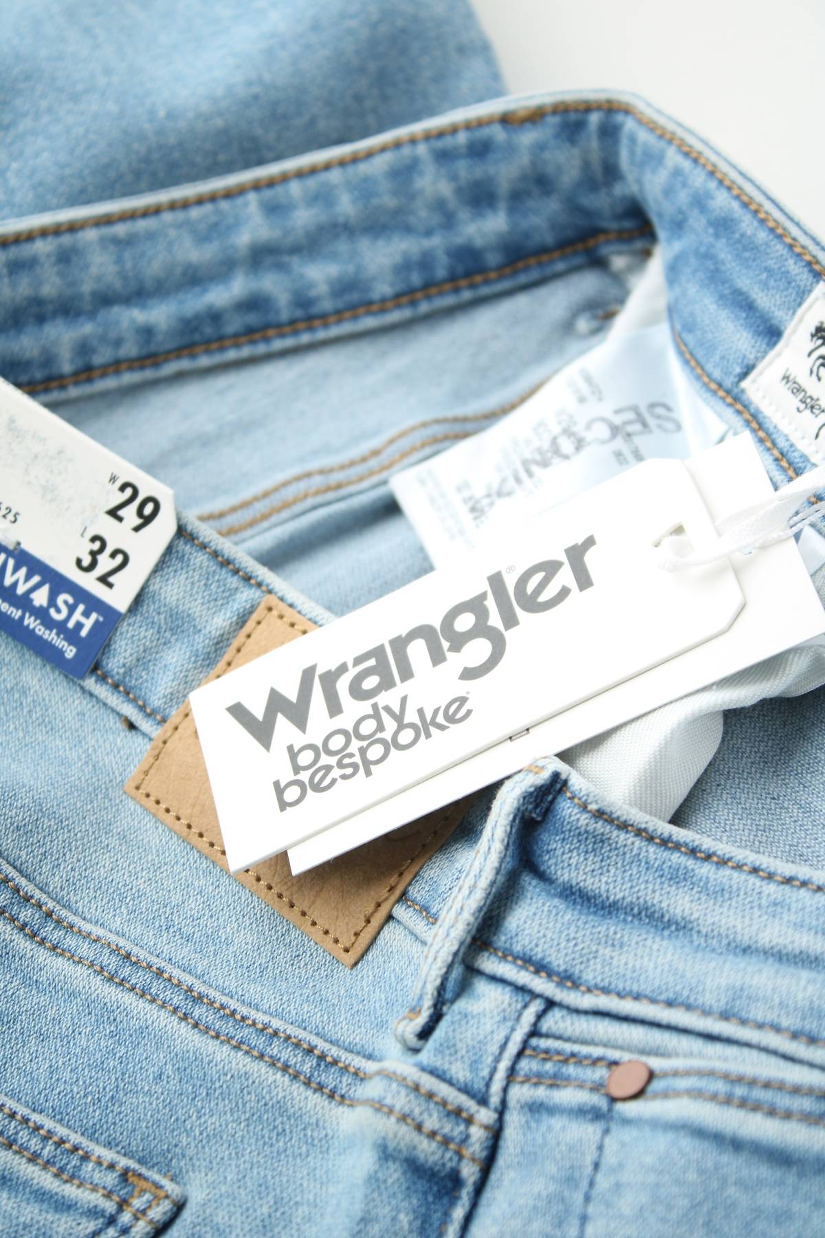 Дамски дънки Wrangler3