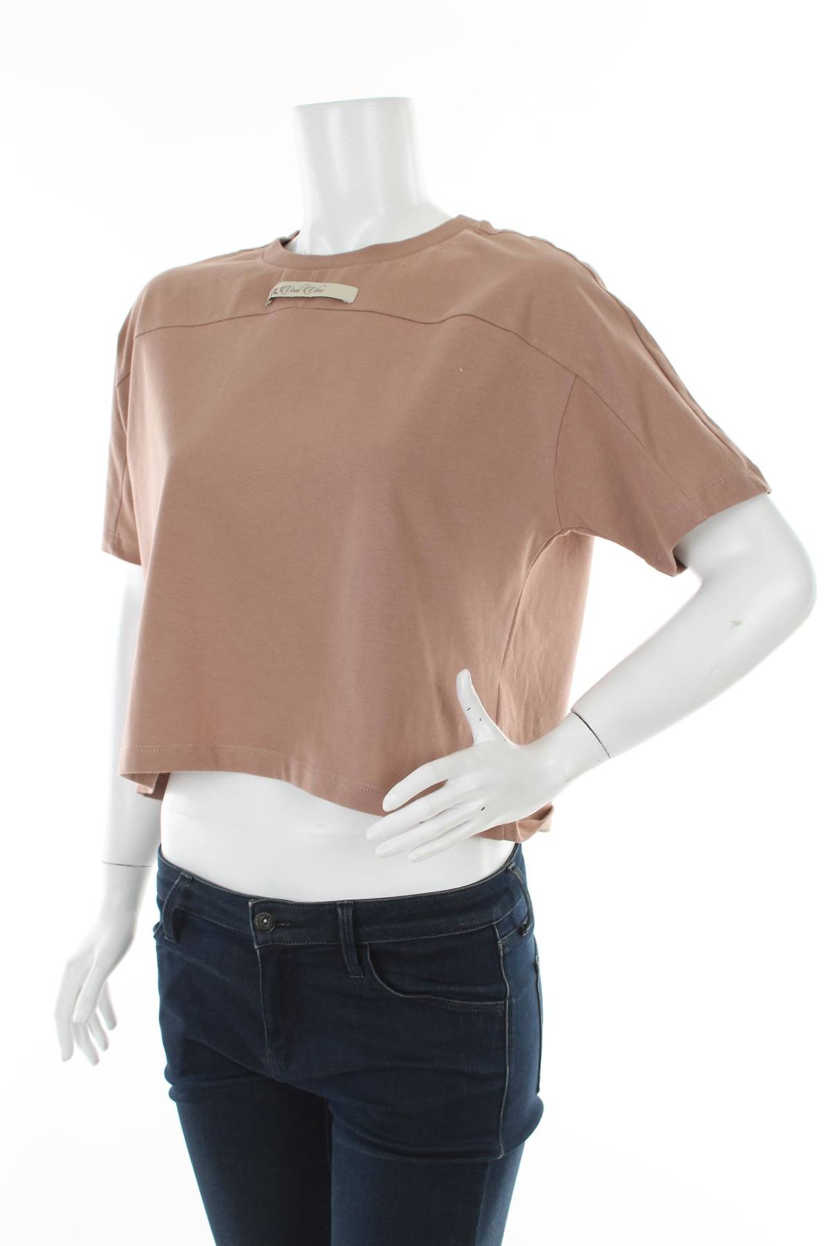 Дамска спортна тениска Viral Vibes1