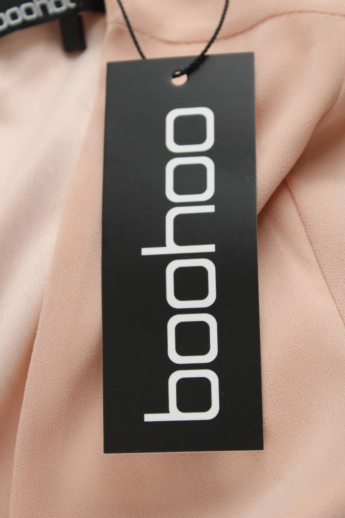 Φορέματα Boohoo3