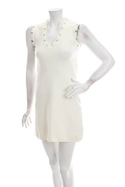 Рокля Guess1