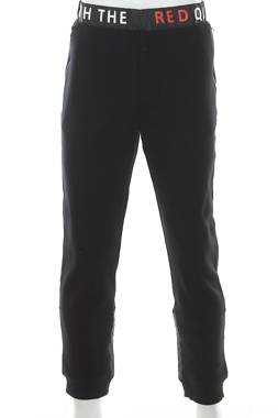 Мъжко спортно долнище Guess1