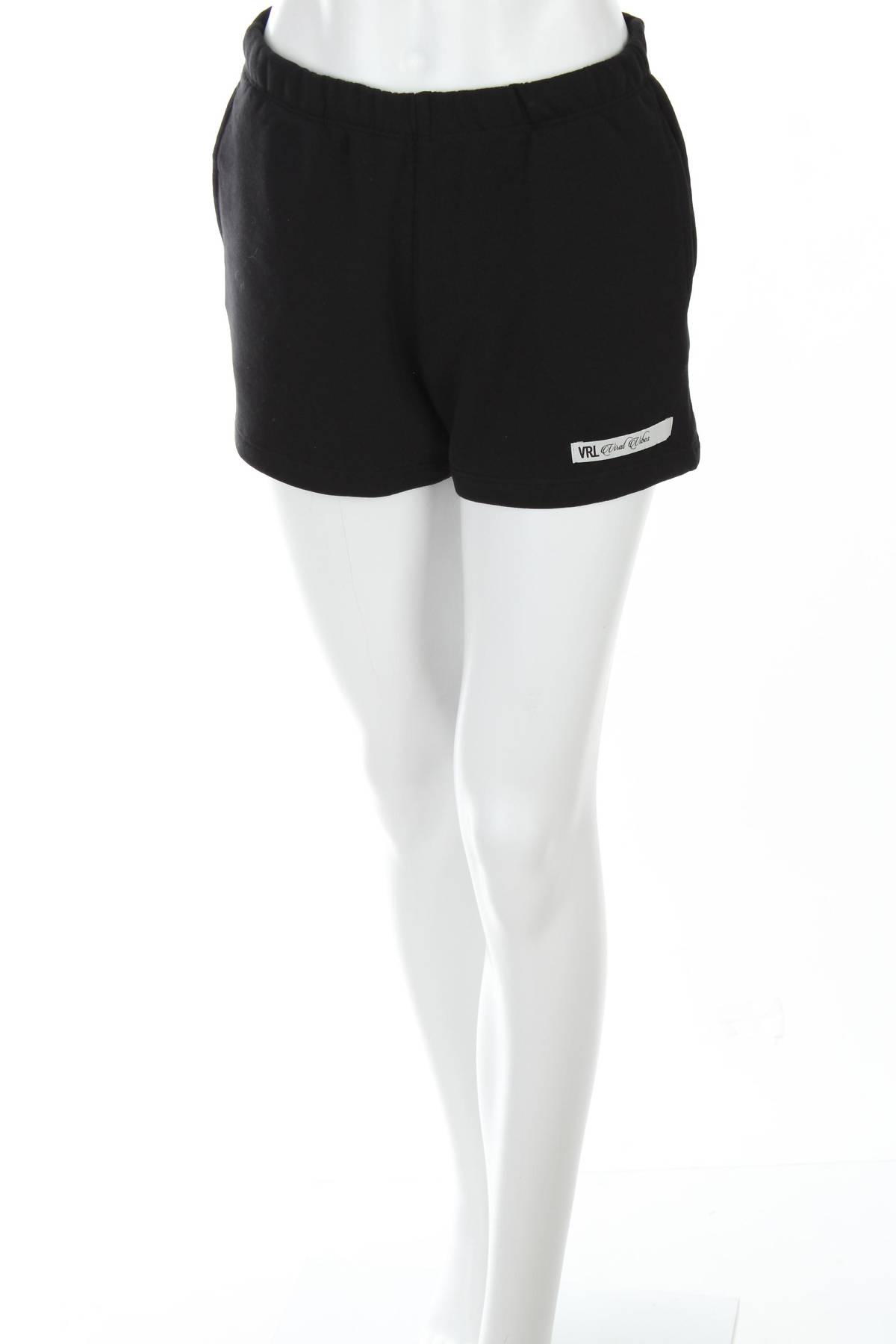 Дамски къс панталон Viral Vibes1