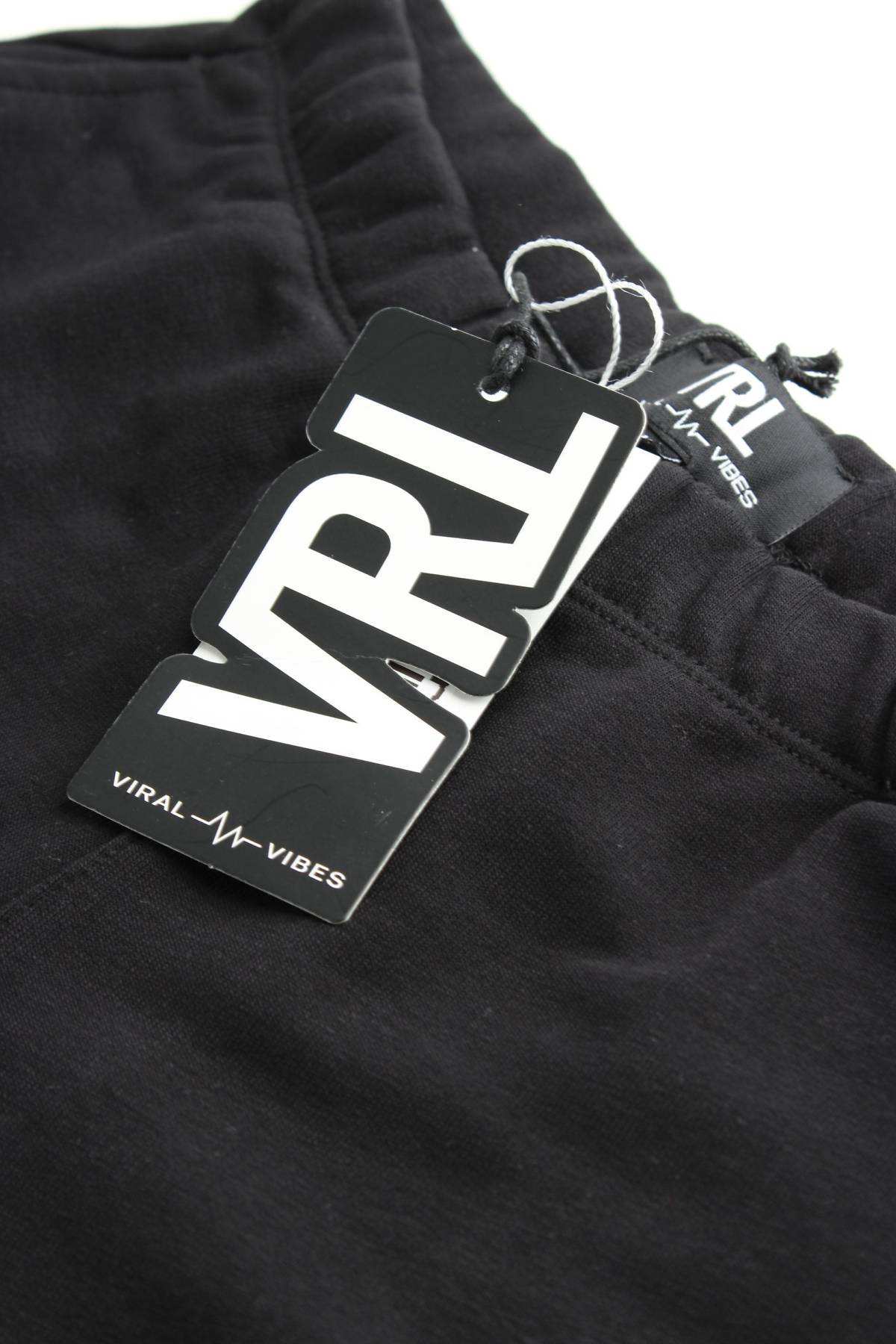 Дамски къс панталон Viral Vibes3