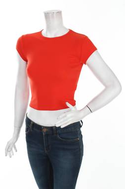 Дамска блуза Bershka1