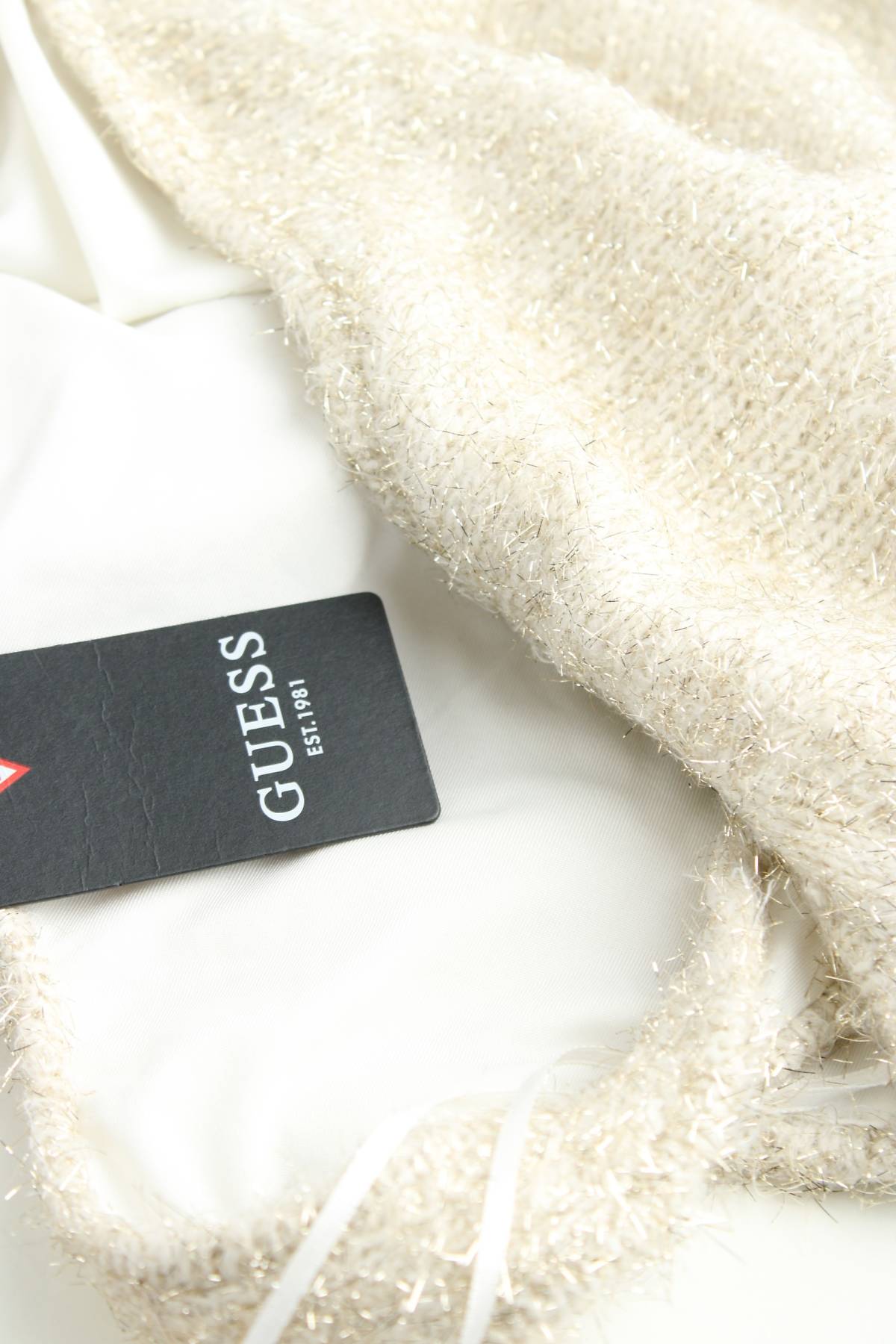 Дамски потник Guess3