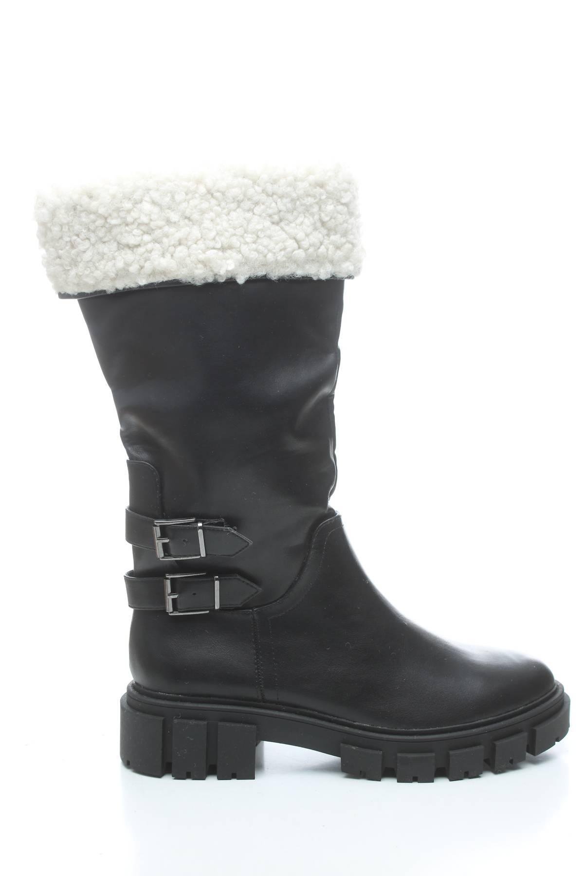 Дамски ботуши Stradivarius1