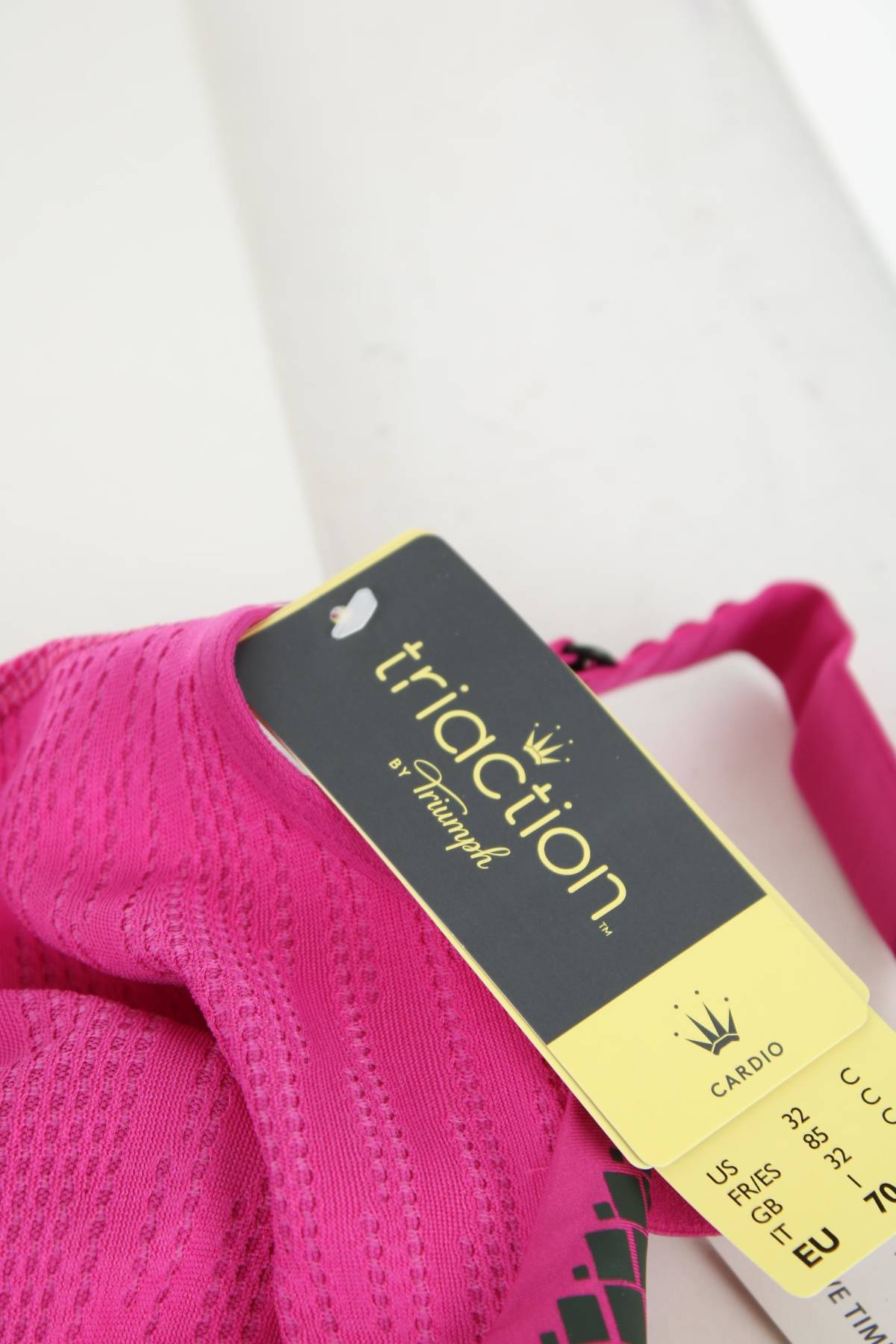 Спортен сутиен Triumph Triaction3