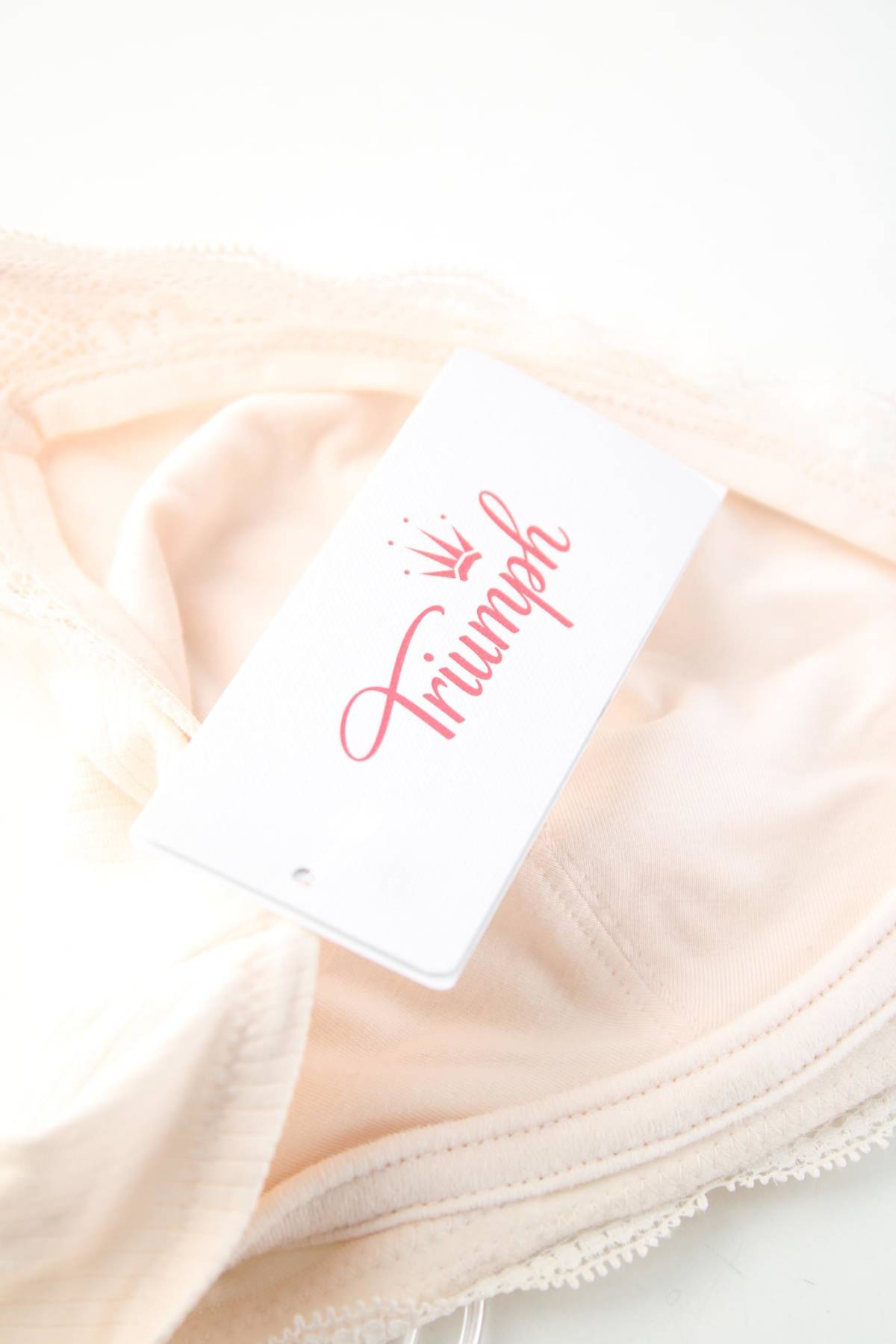 Сутиен за кърмене Triumph3