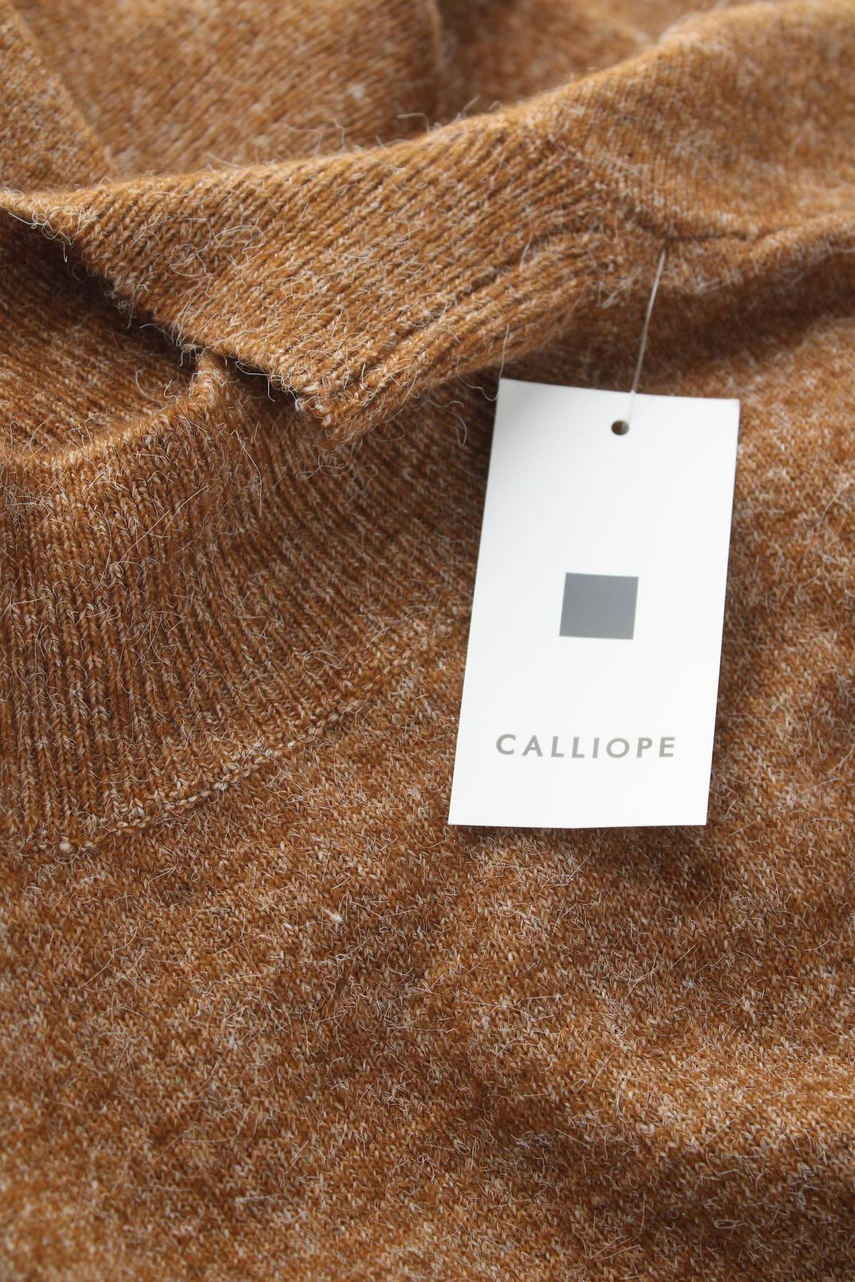 Дамски пуловер Calliope3