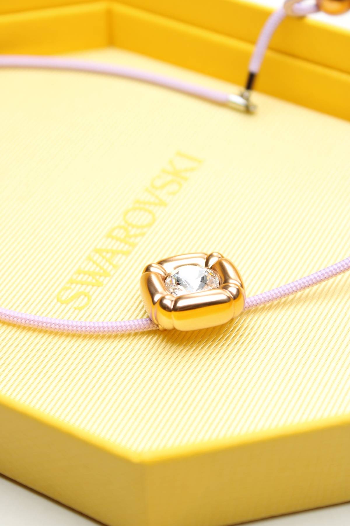 Колие Swarovski3