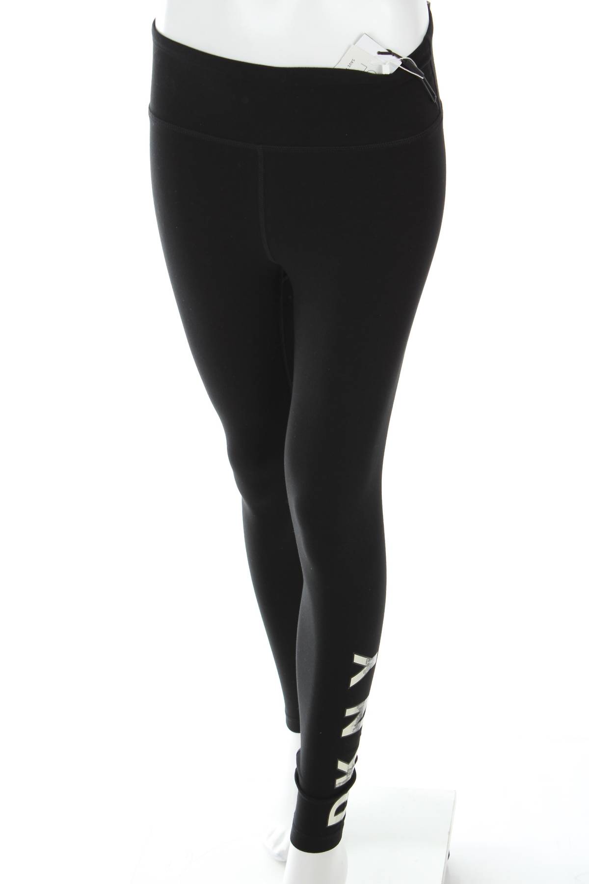 Дамски спортен клин DKNY1