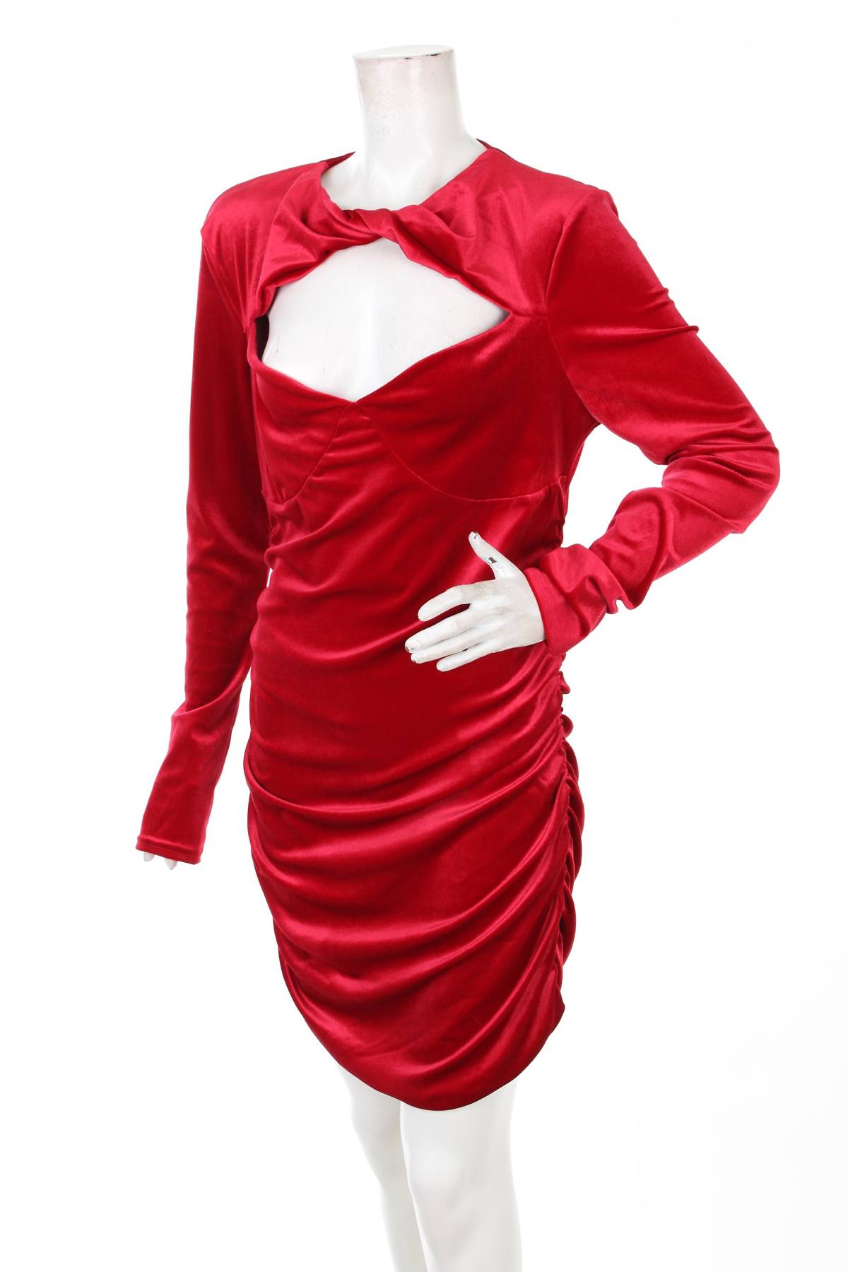 Рокля Boohoo1