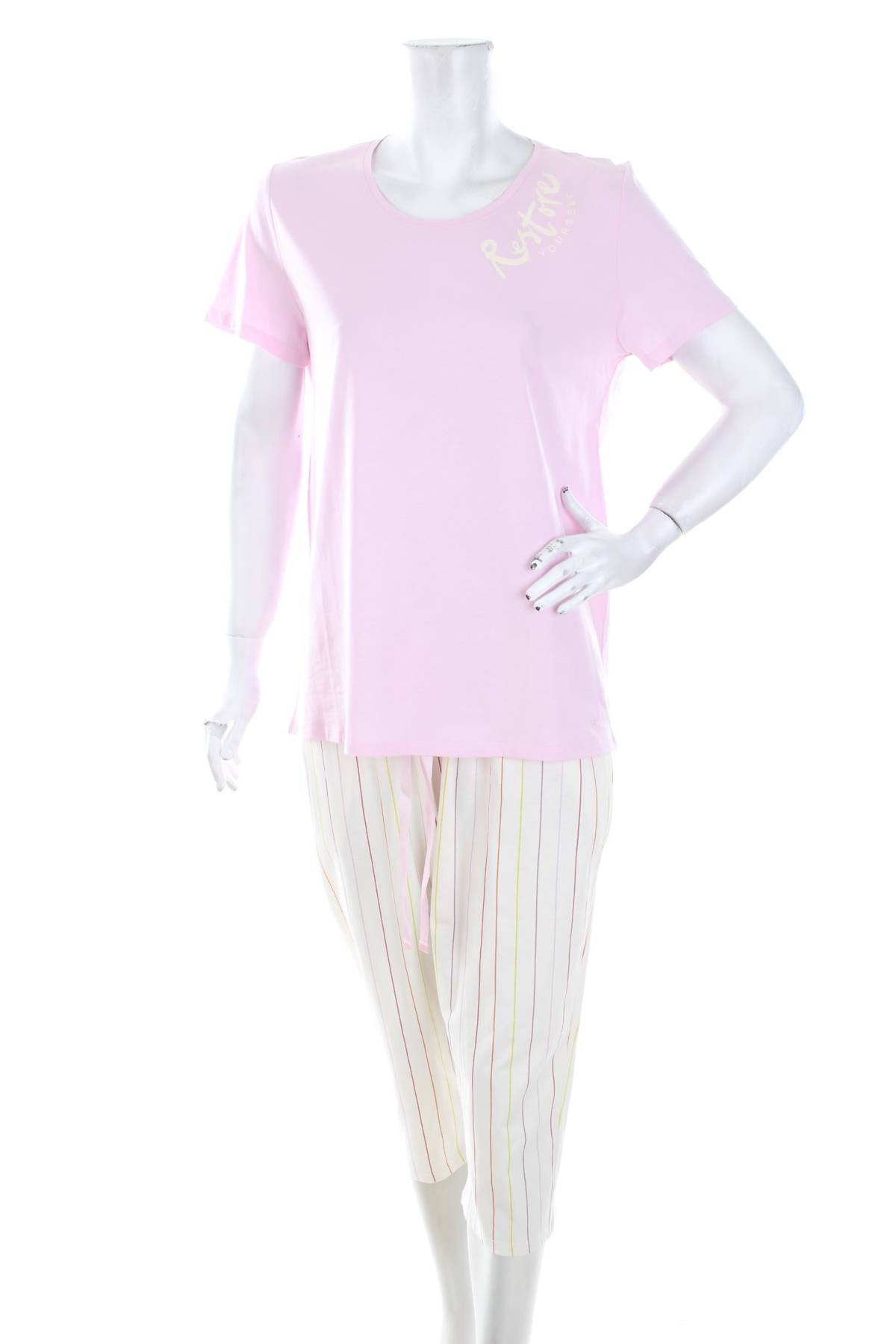 Дамска пижама Triumph1