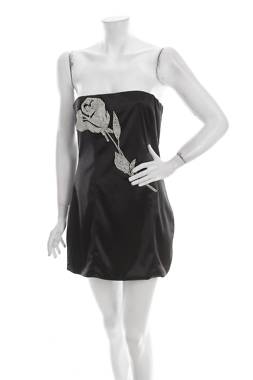 Φορέματα Boohoo1